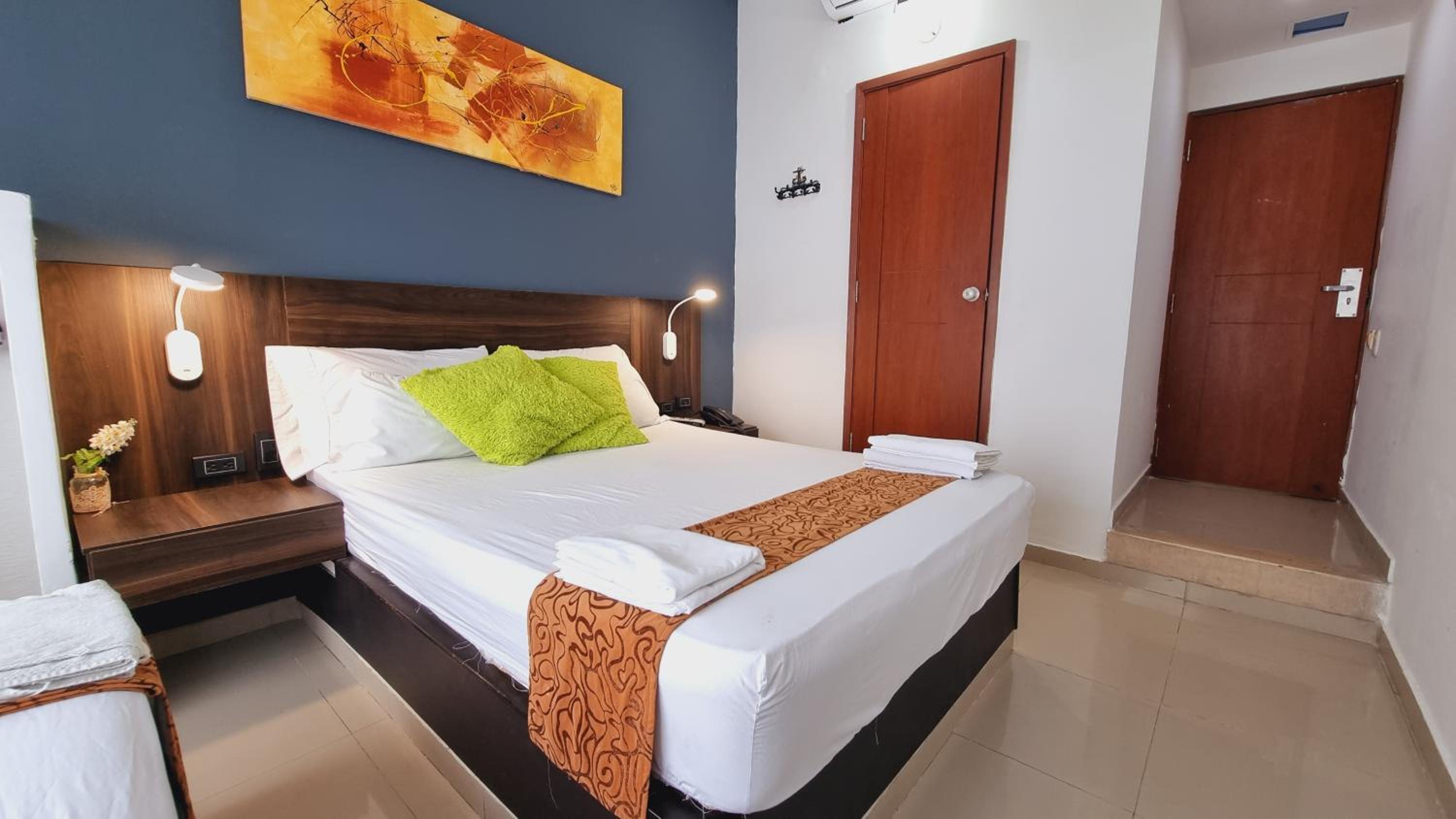 Triple Room photo 2
