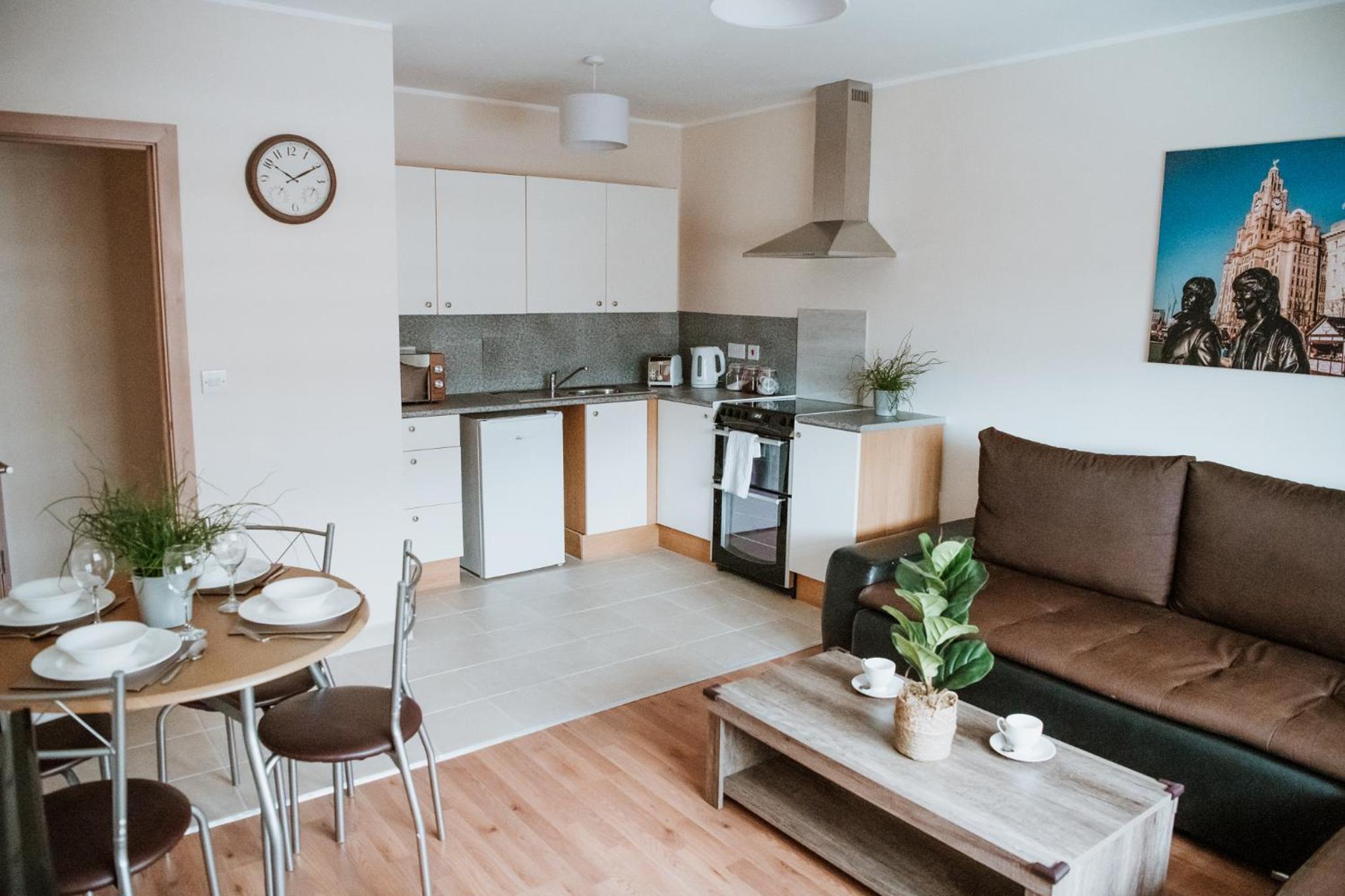 One-Bedroom Apartment - Photo 12