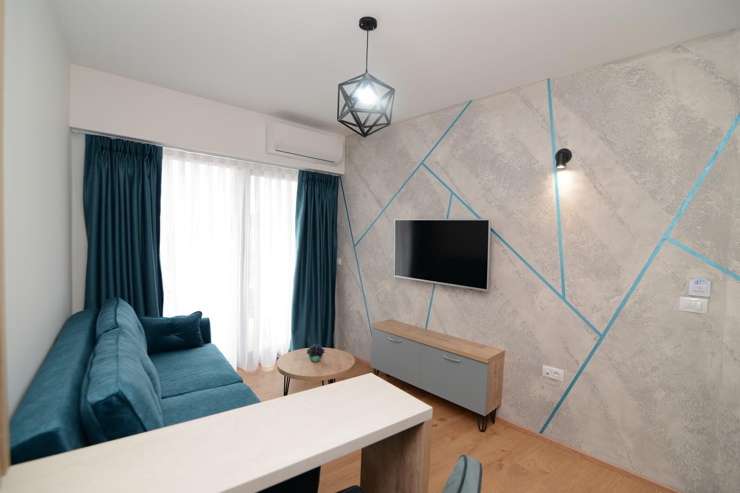 Apartment with Lake View