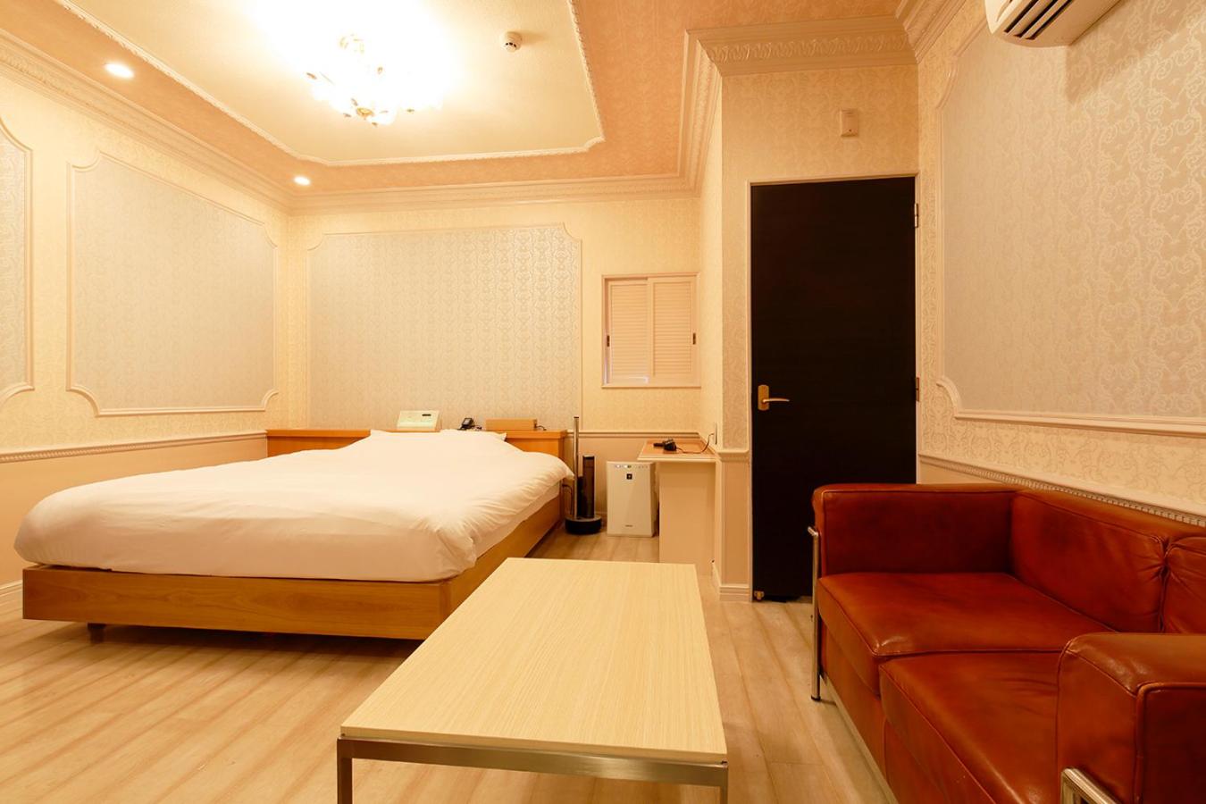 Standard Double Room - Photo 5