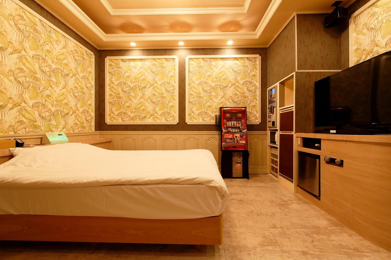 Standard Double Room - Photo 6