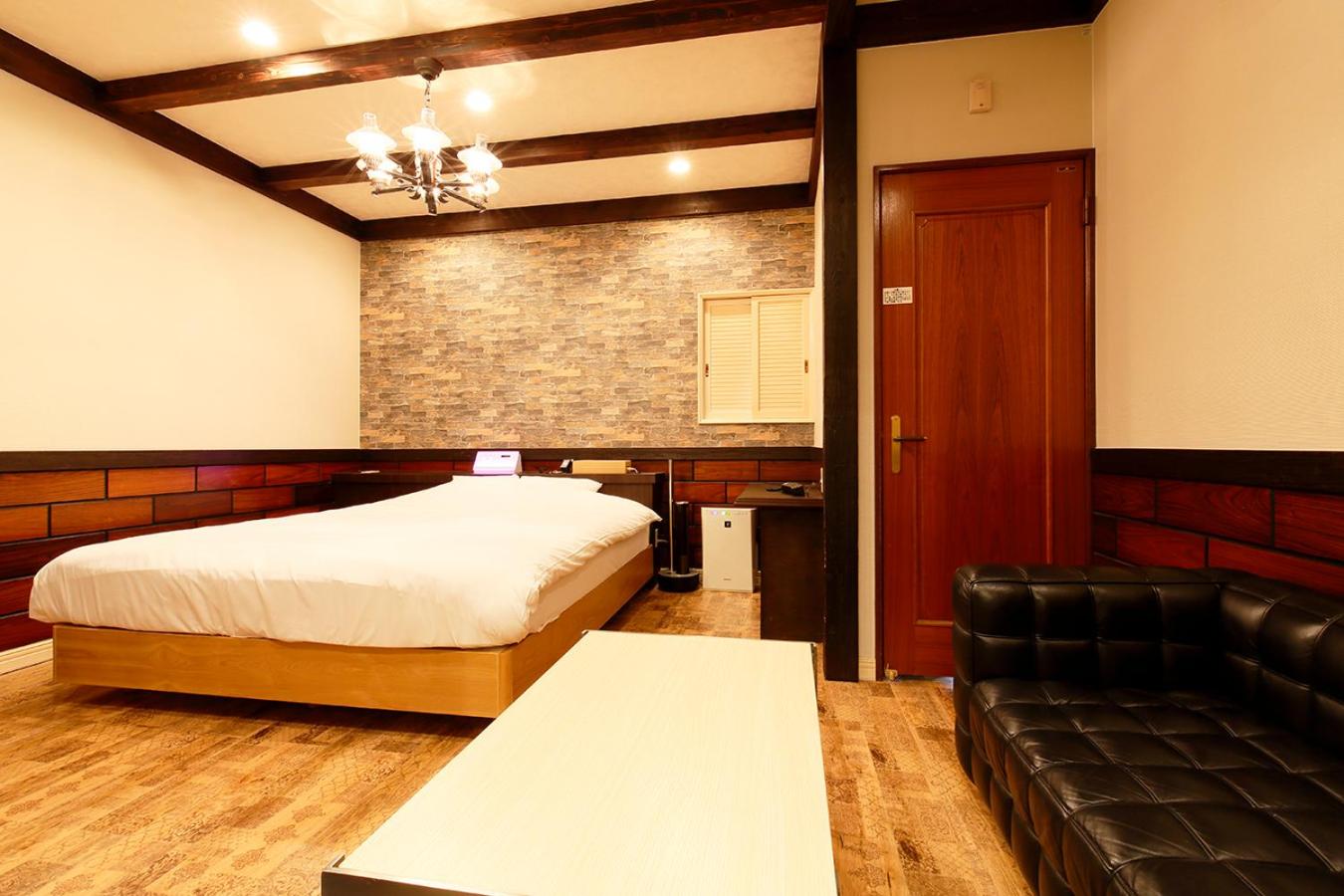 Standard Double Room - Photo 1