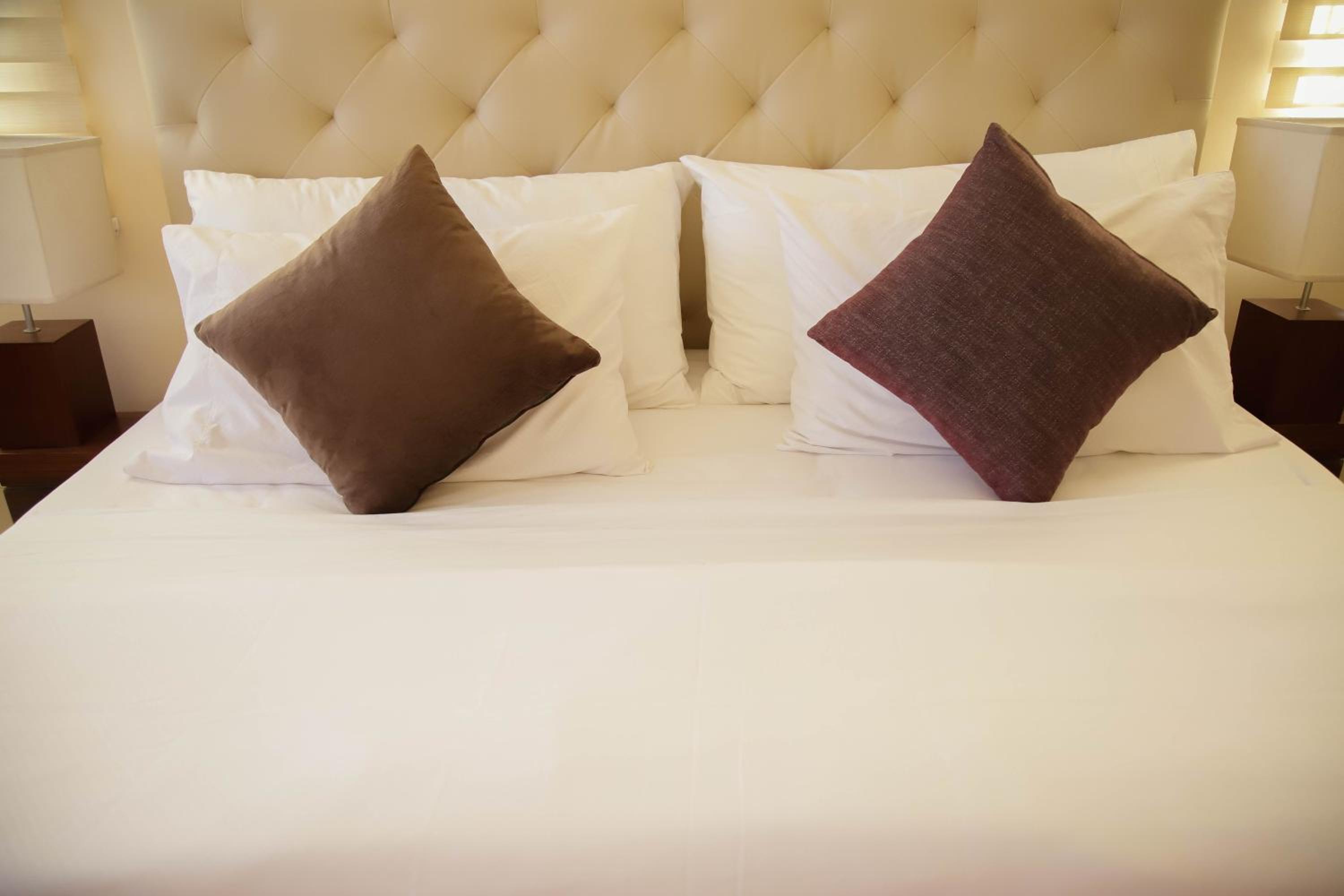 Three-Bedroom Suite - Photo 11
