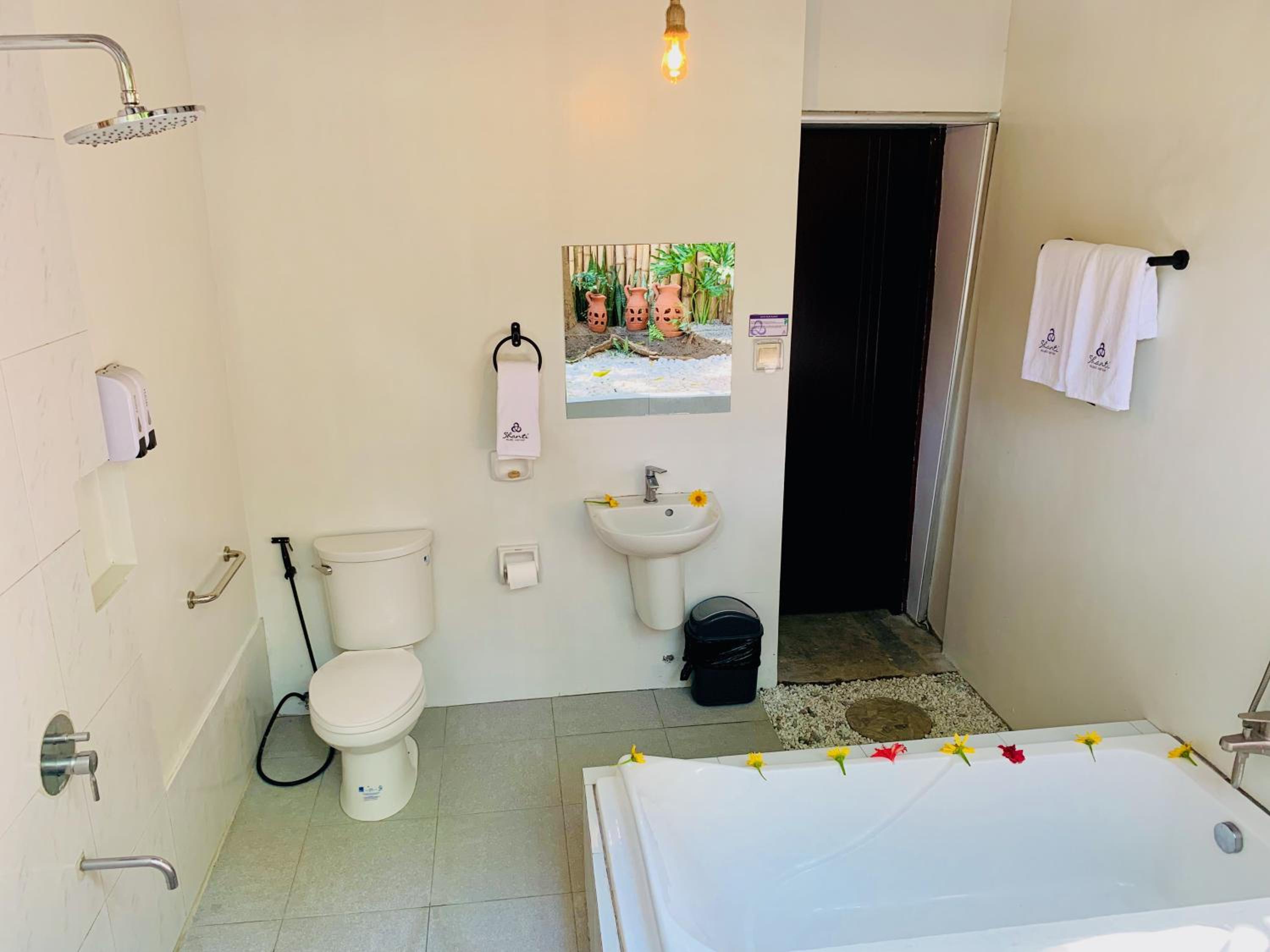 Two-Bedroom Villa - Photo 17