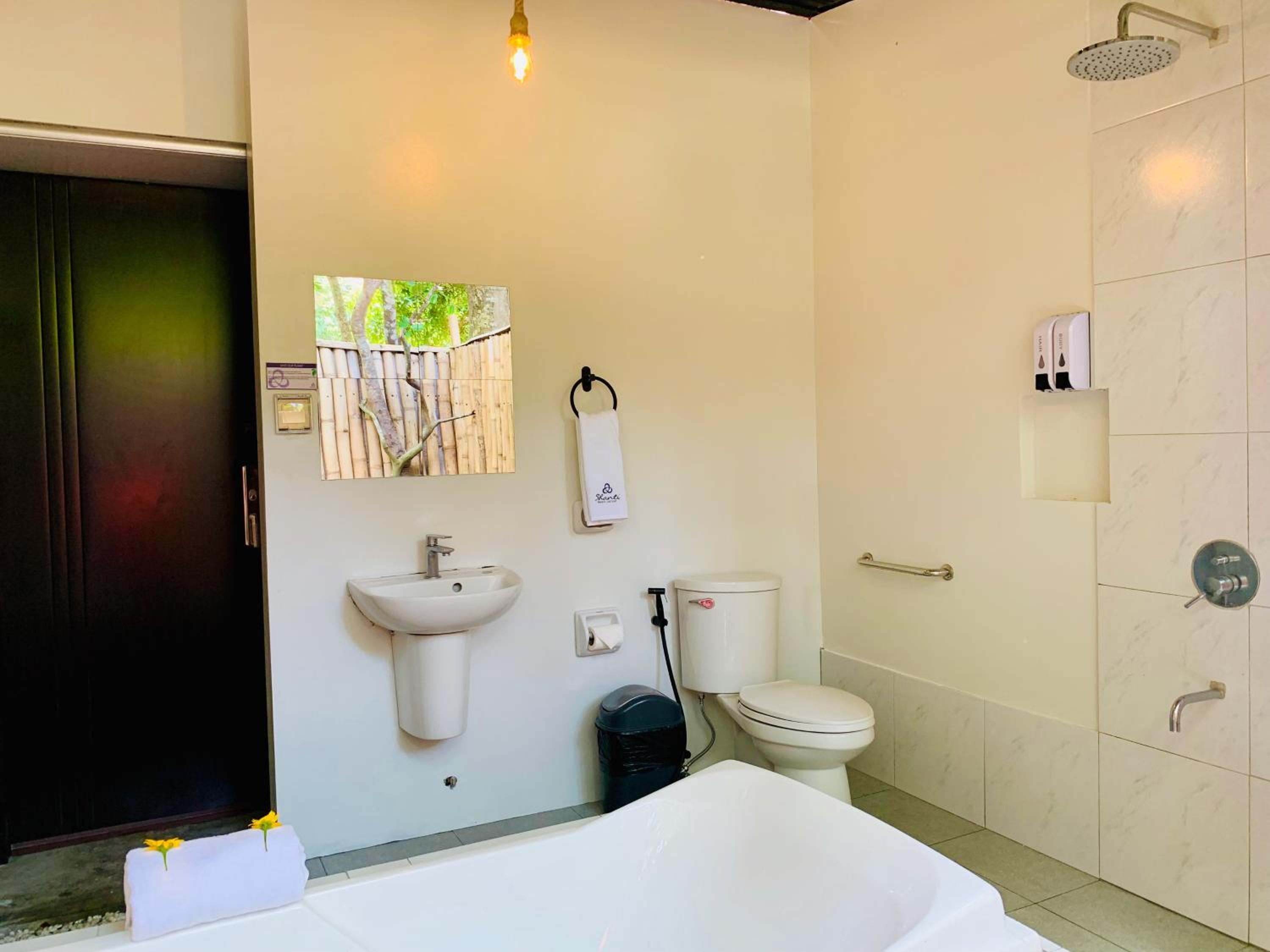 Two-Bedroom Villa - Photo 18
