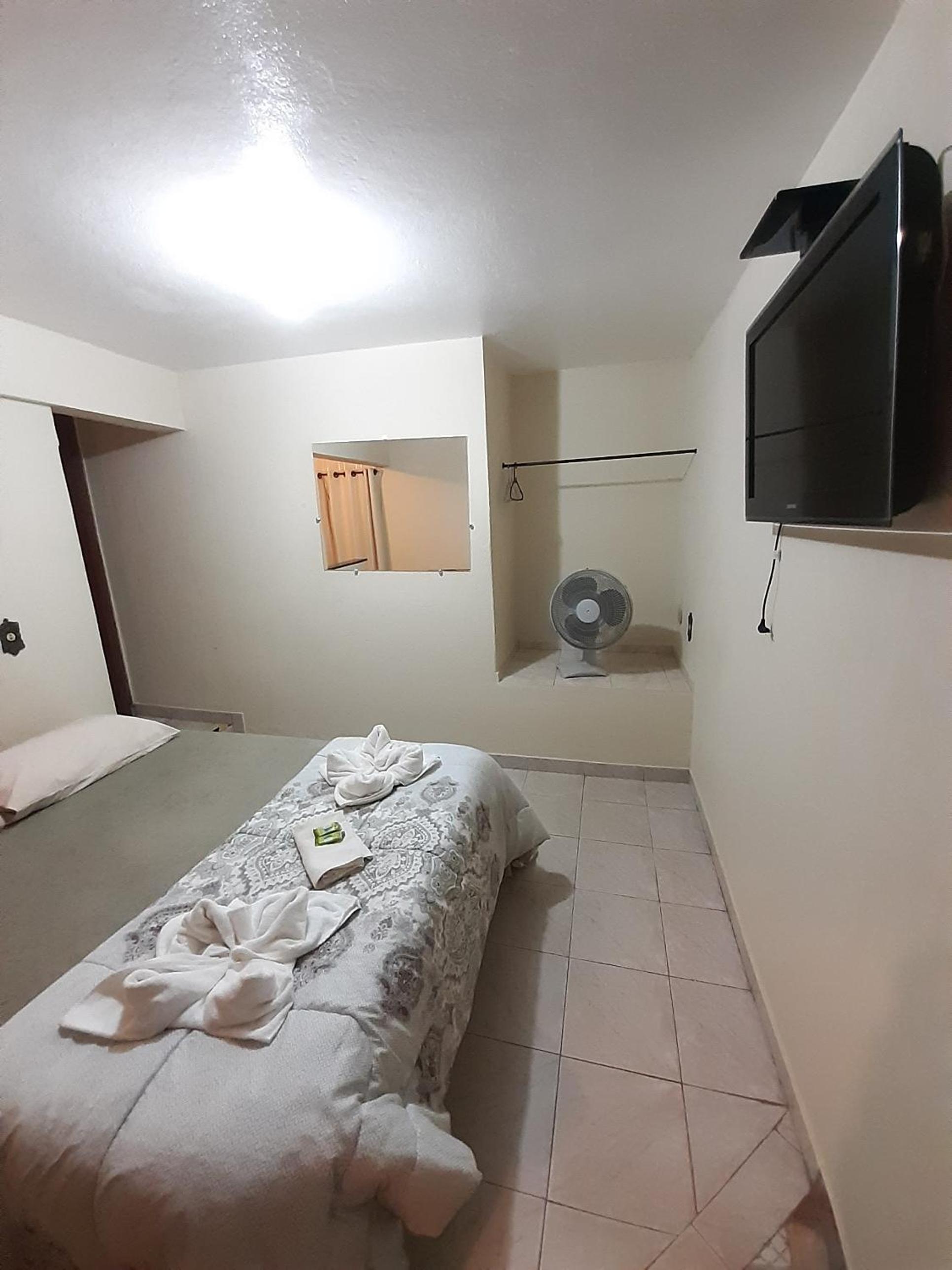 Double Room - Photo 11