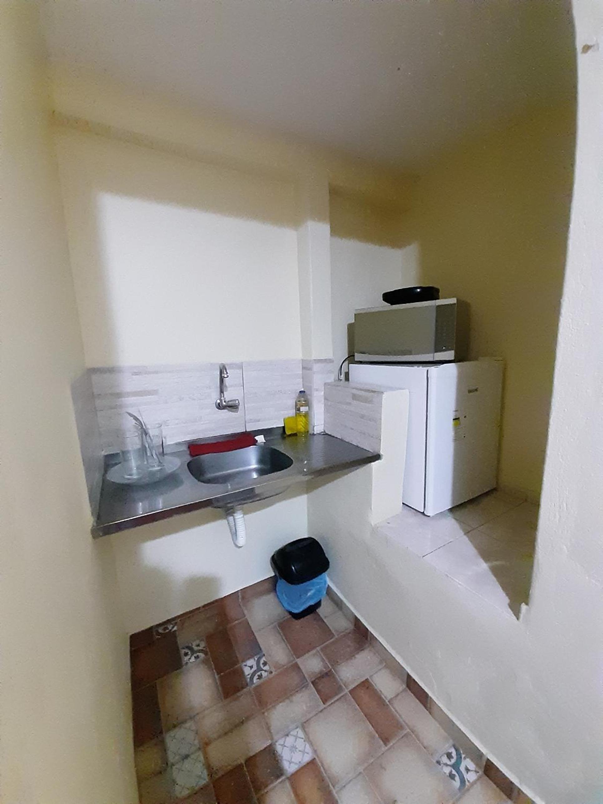 Small Double Room - Photo 5
