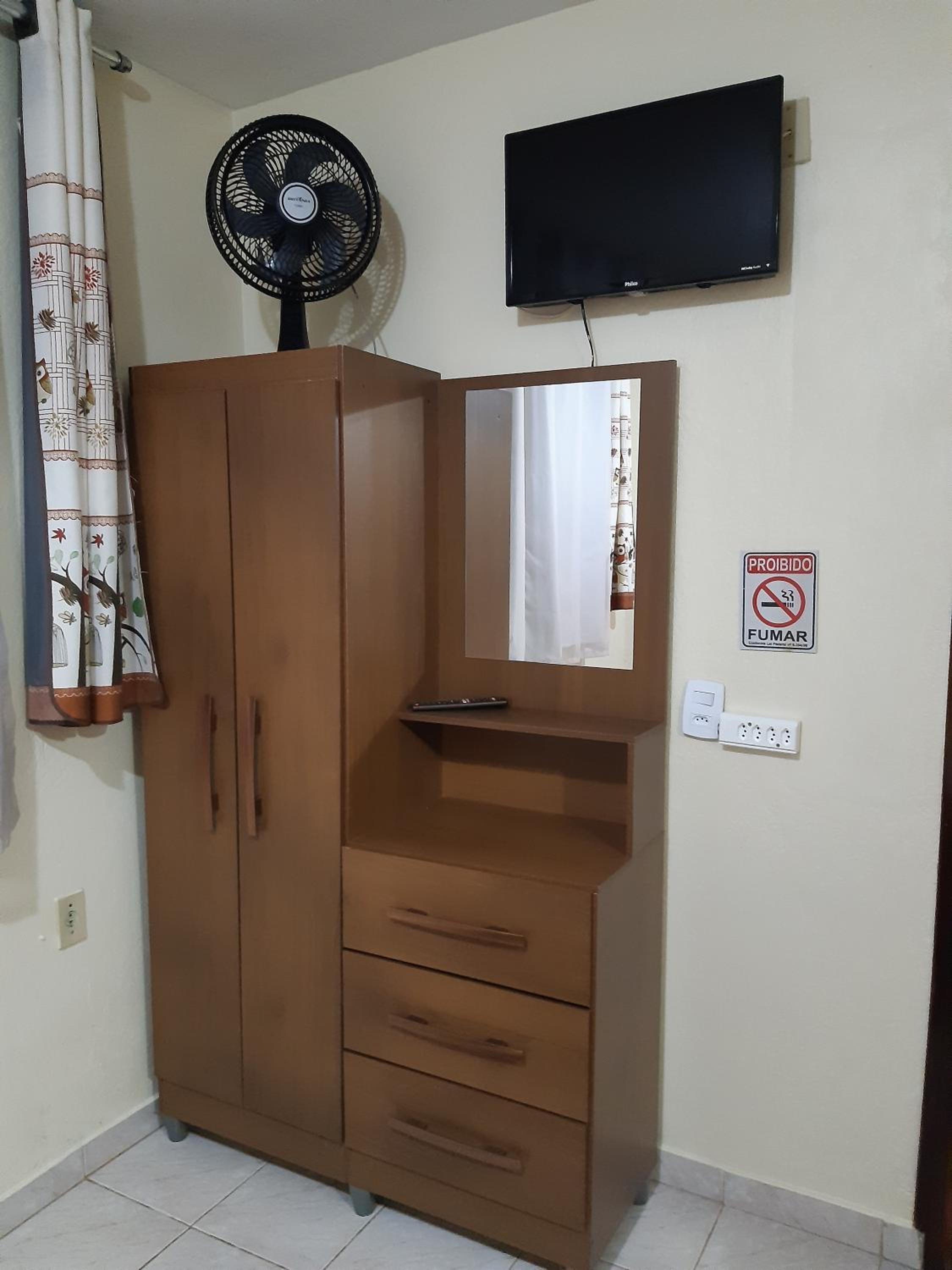 Small Double Room - Photo 11