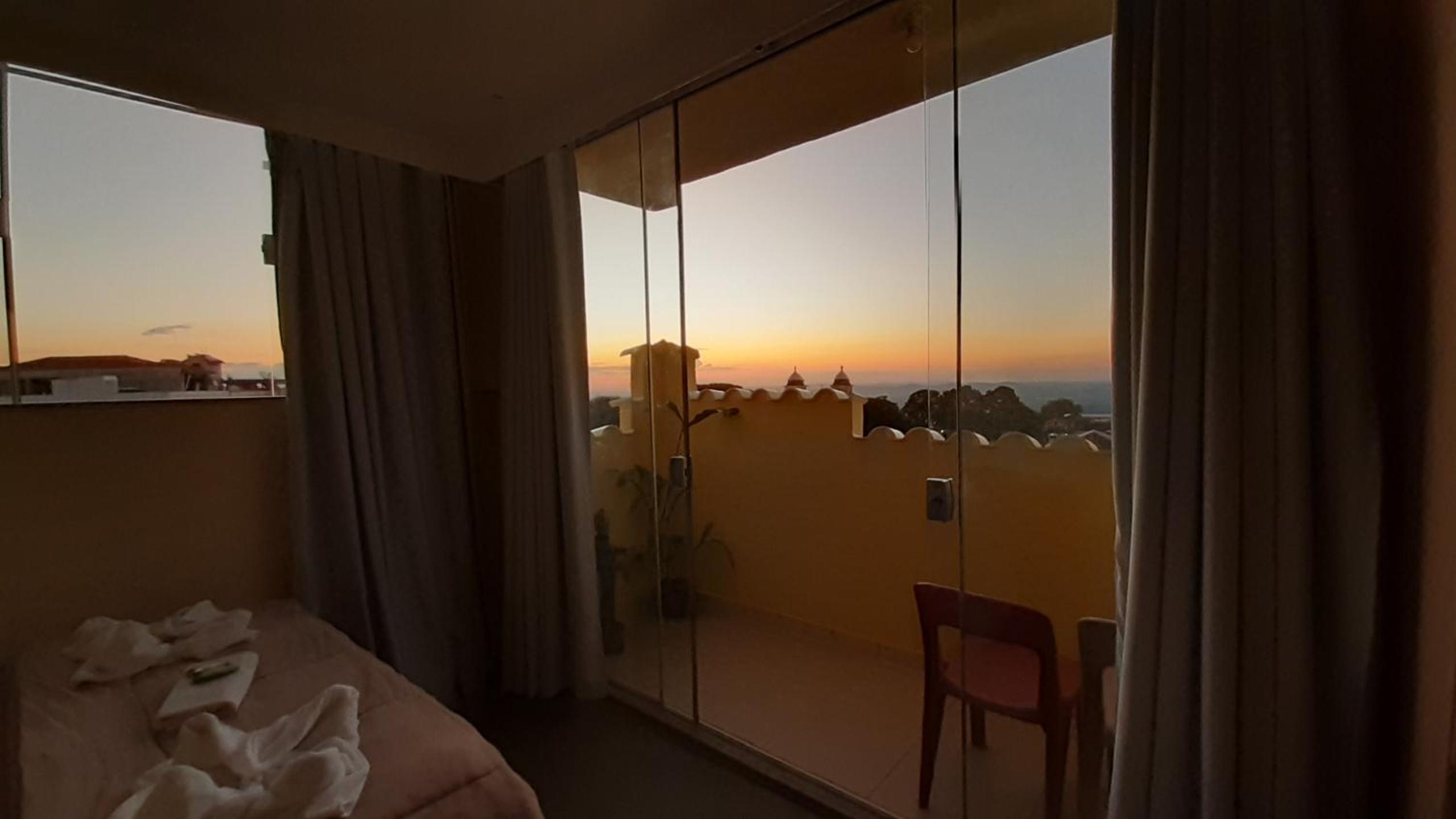 Deluxe Double Room with Balcony - Photo 9