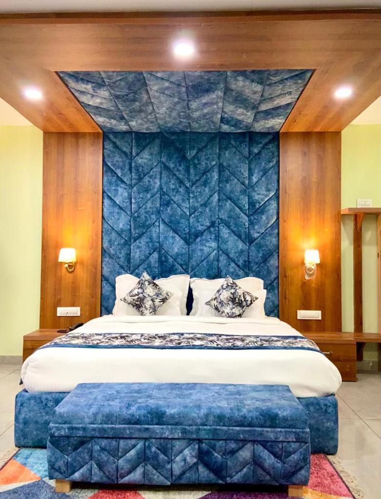 Superior Suite - Photo 1