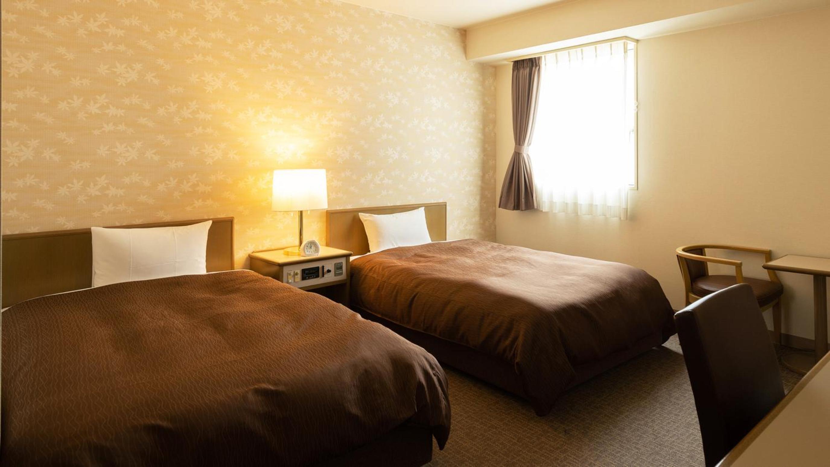 Deluxe Twin Room - Photo 6