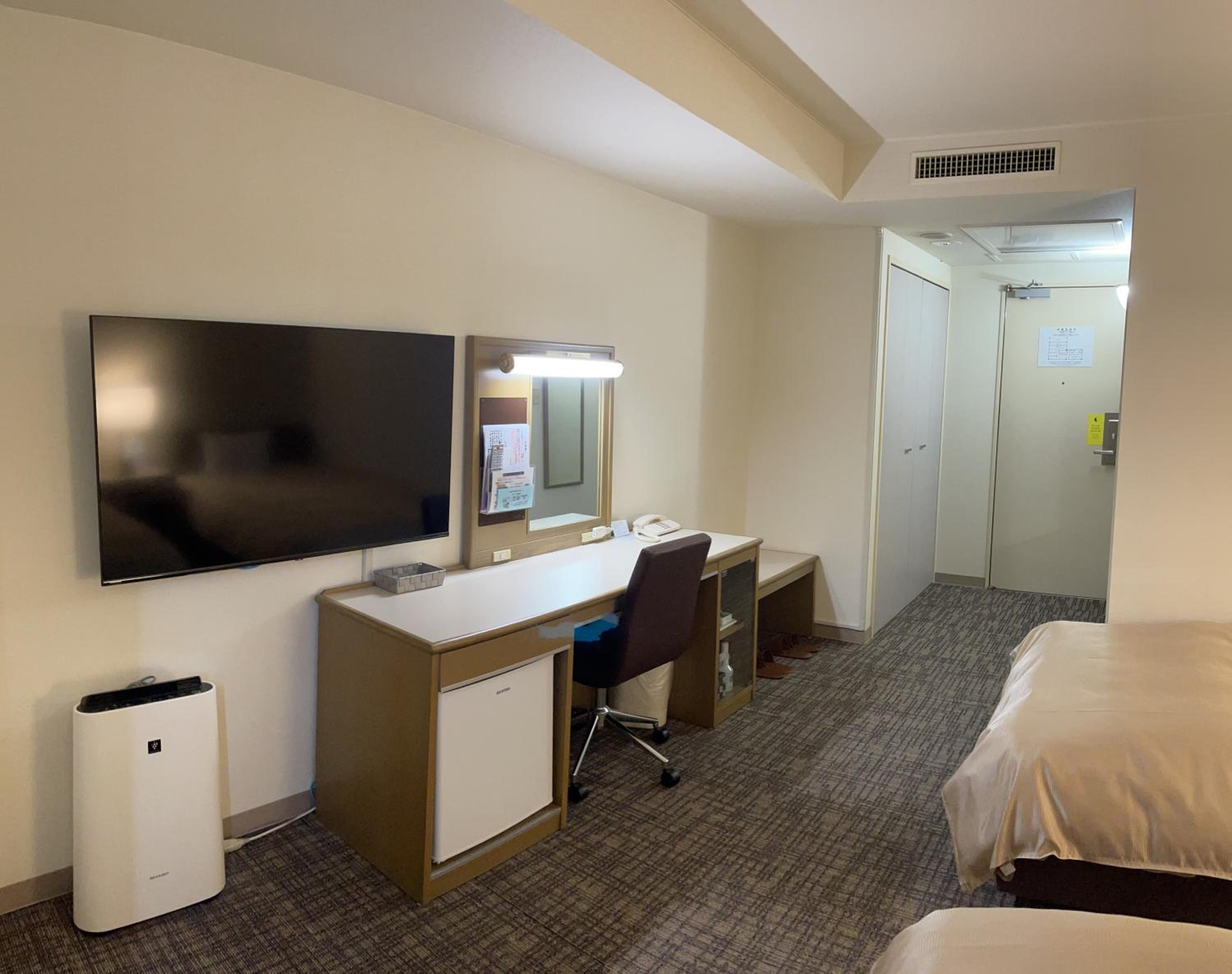 Deluxe Twin Room - Photo 10