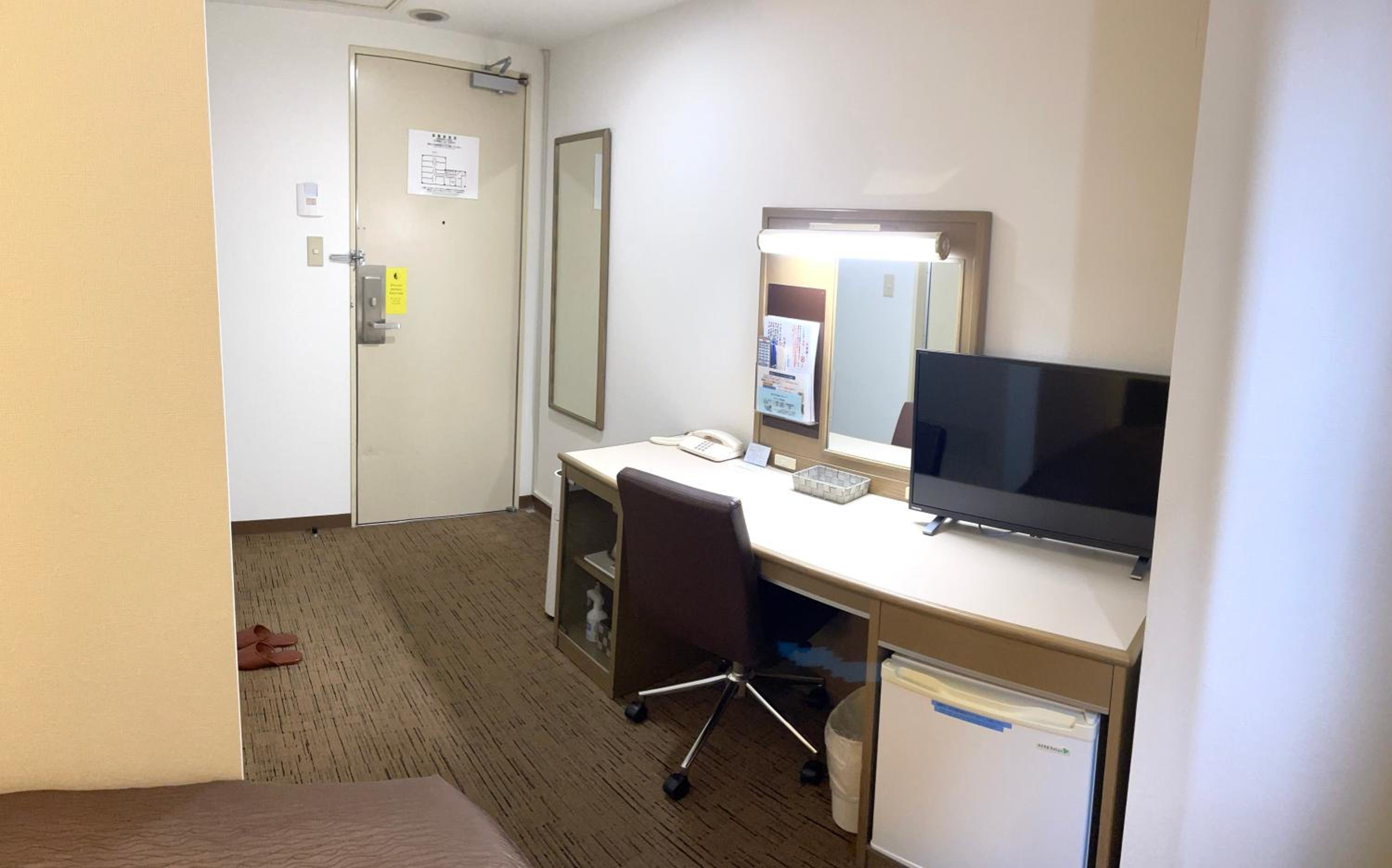 Single Room - Non-Smoking photo 3