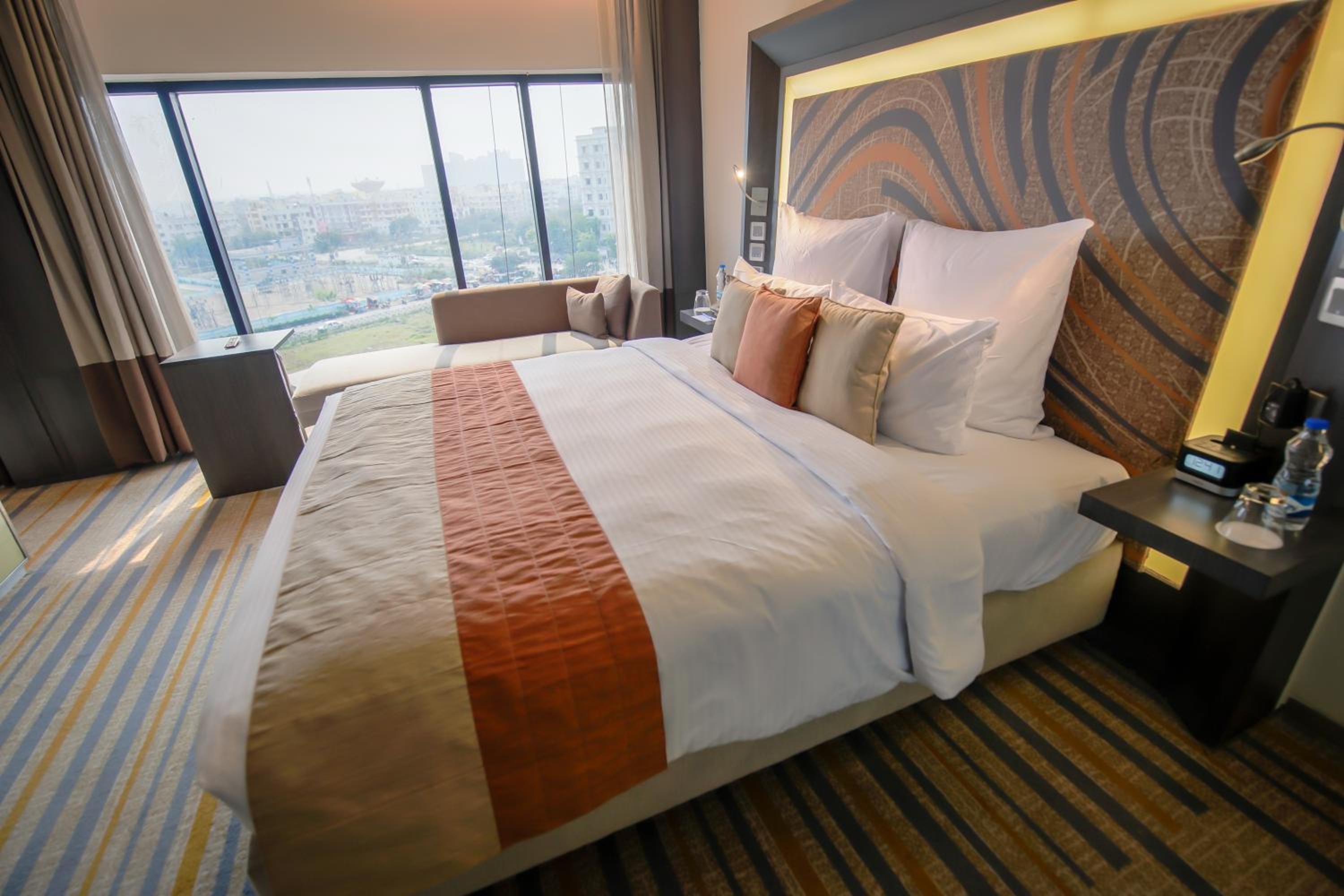 Premier King Room with Lounge Access