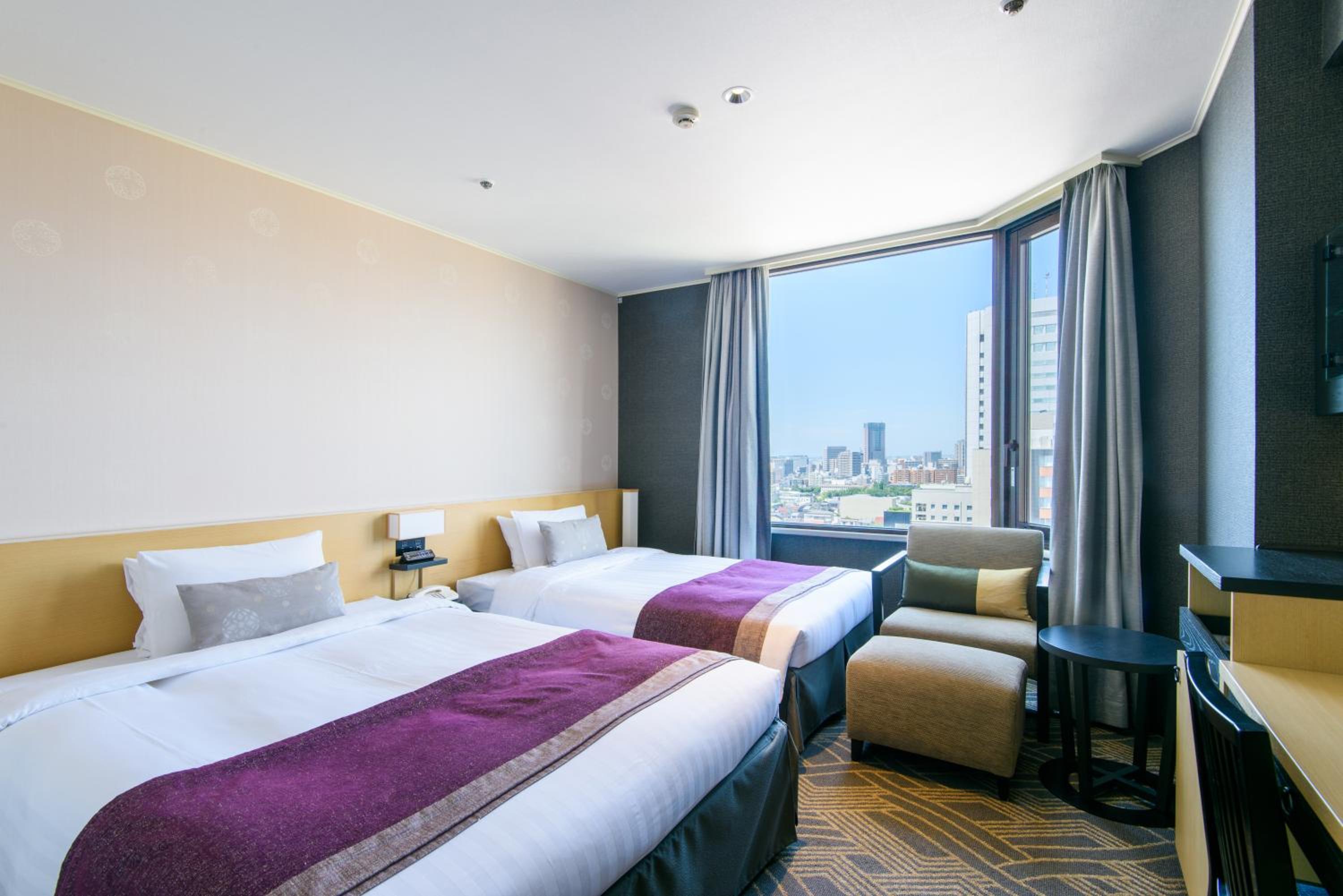Twin Room with Free access to Club Lounge - Non-Smoking - Luxury floor - Photo 1