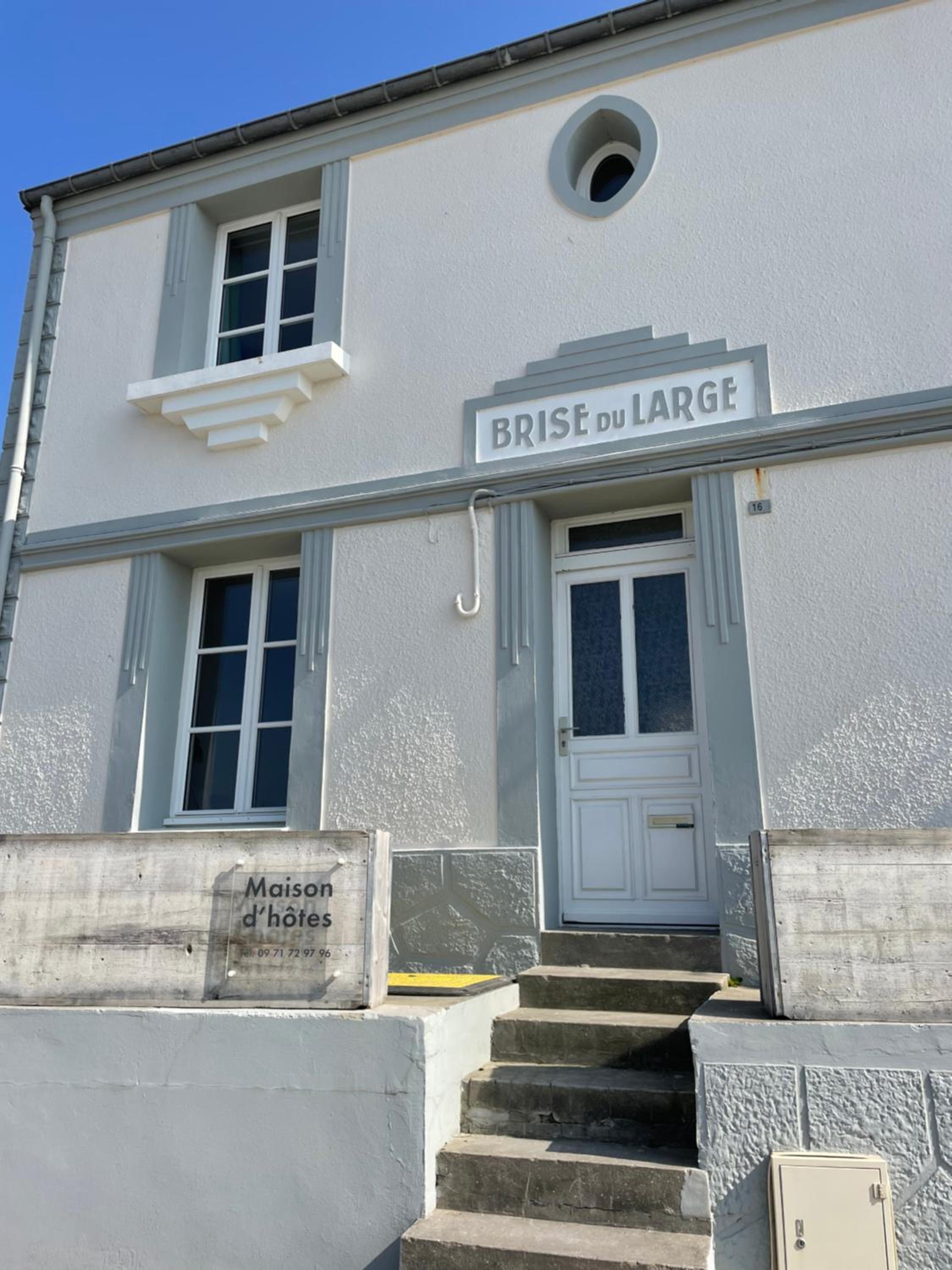 Villa photo 2