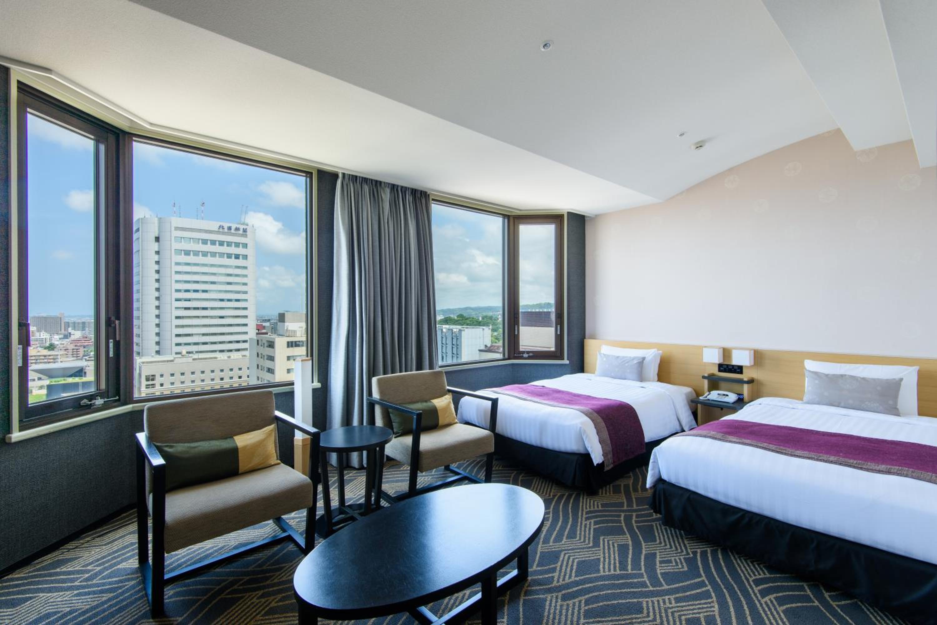 Deluxe Twin Room with Free access to Club Lounge - Non-Smoking - Luxury floor - Photo 1