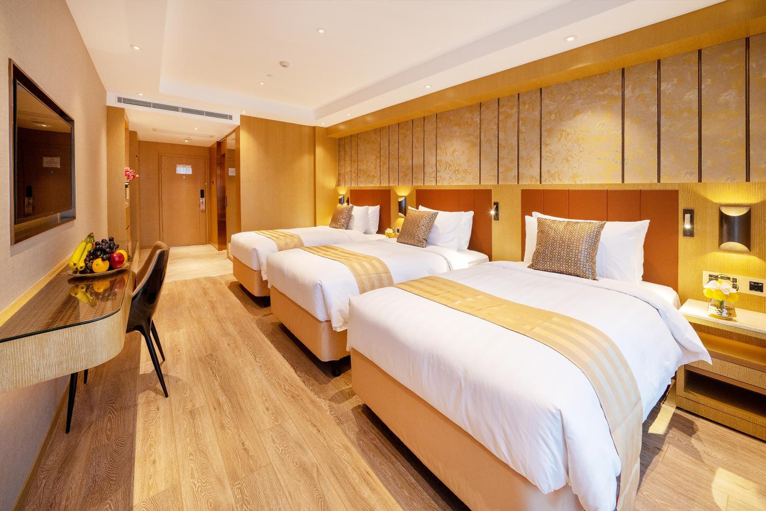 Superior Triple Room - Photo 1