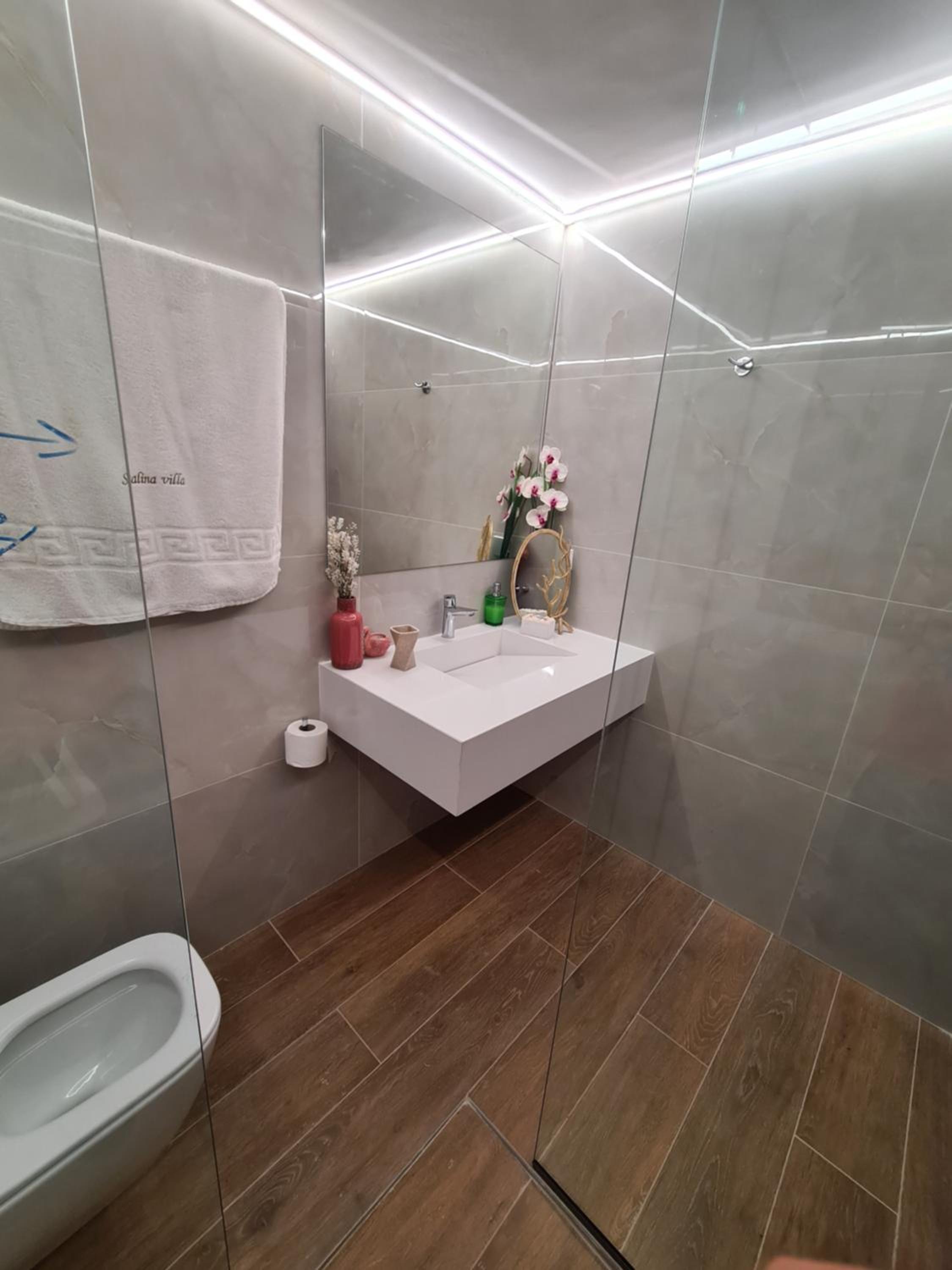 Three-Bedroom House - Photo 47