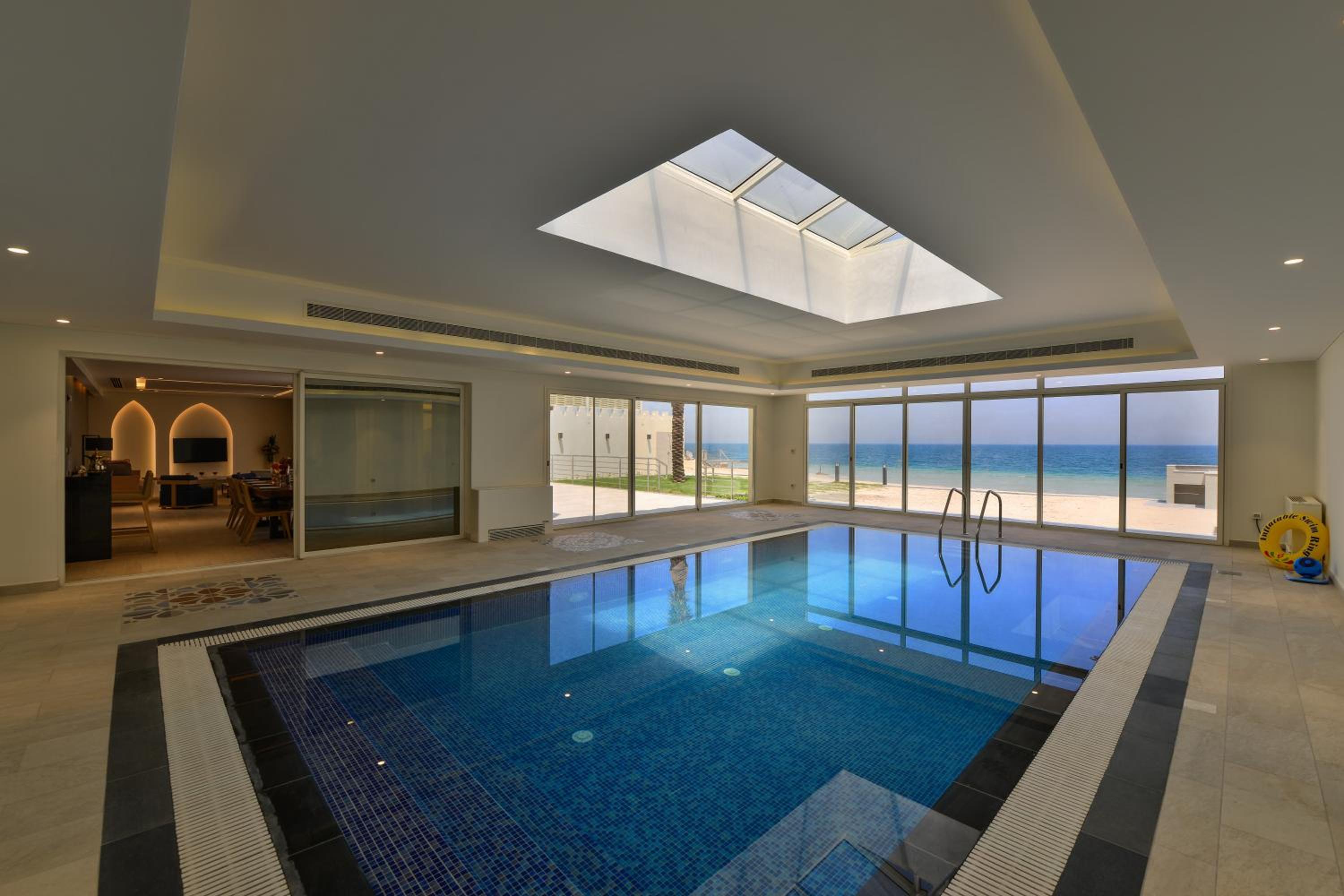 Royal Villa with Private Pool - Families Only photo 3