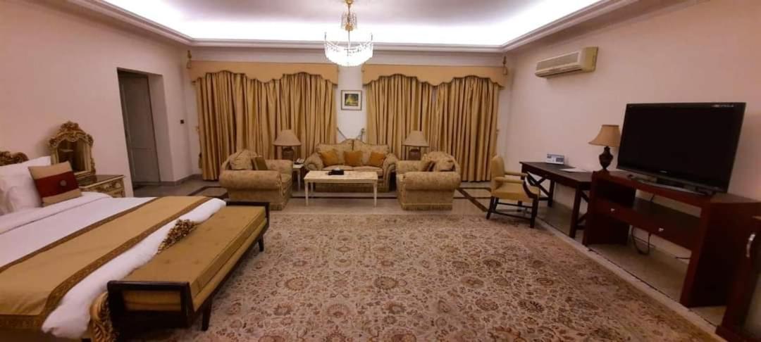 King Room