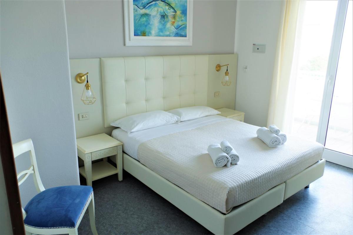 Superior Double Room - Photo 5
