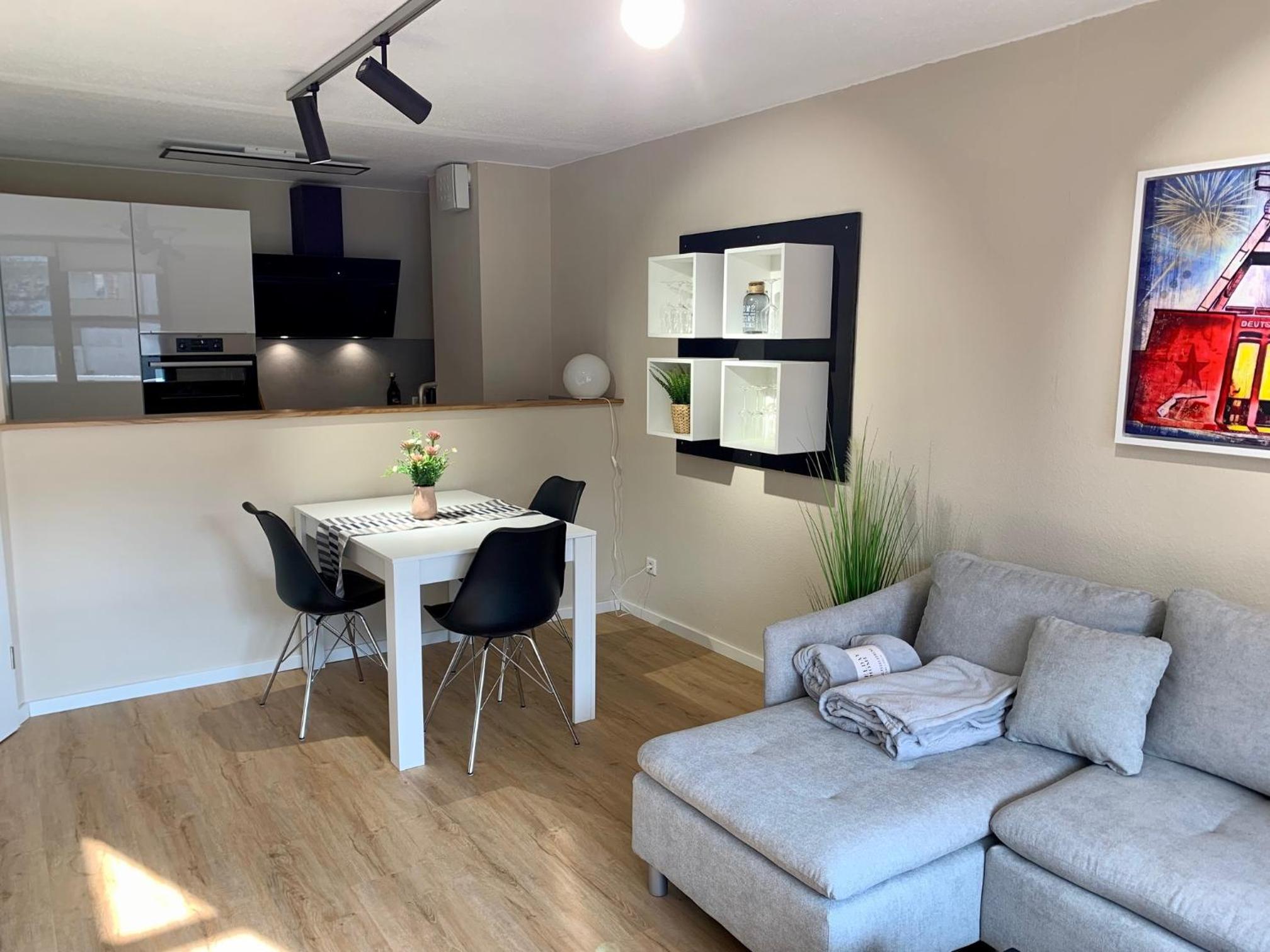 One-Bedroom Apartment - Photo 9