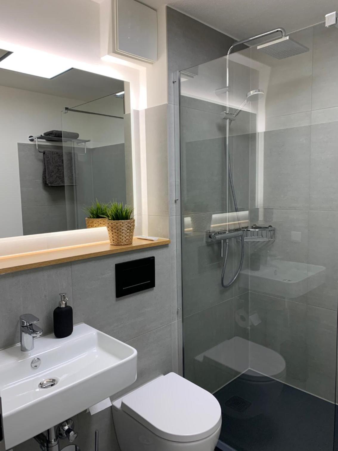 One-Bedroom Apartment - Photo 10