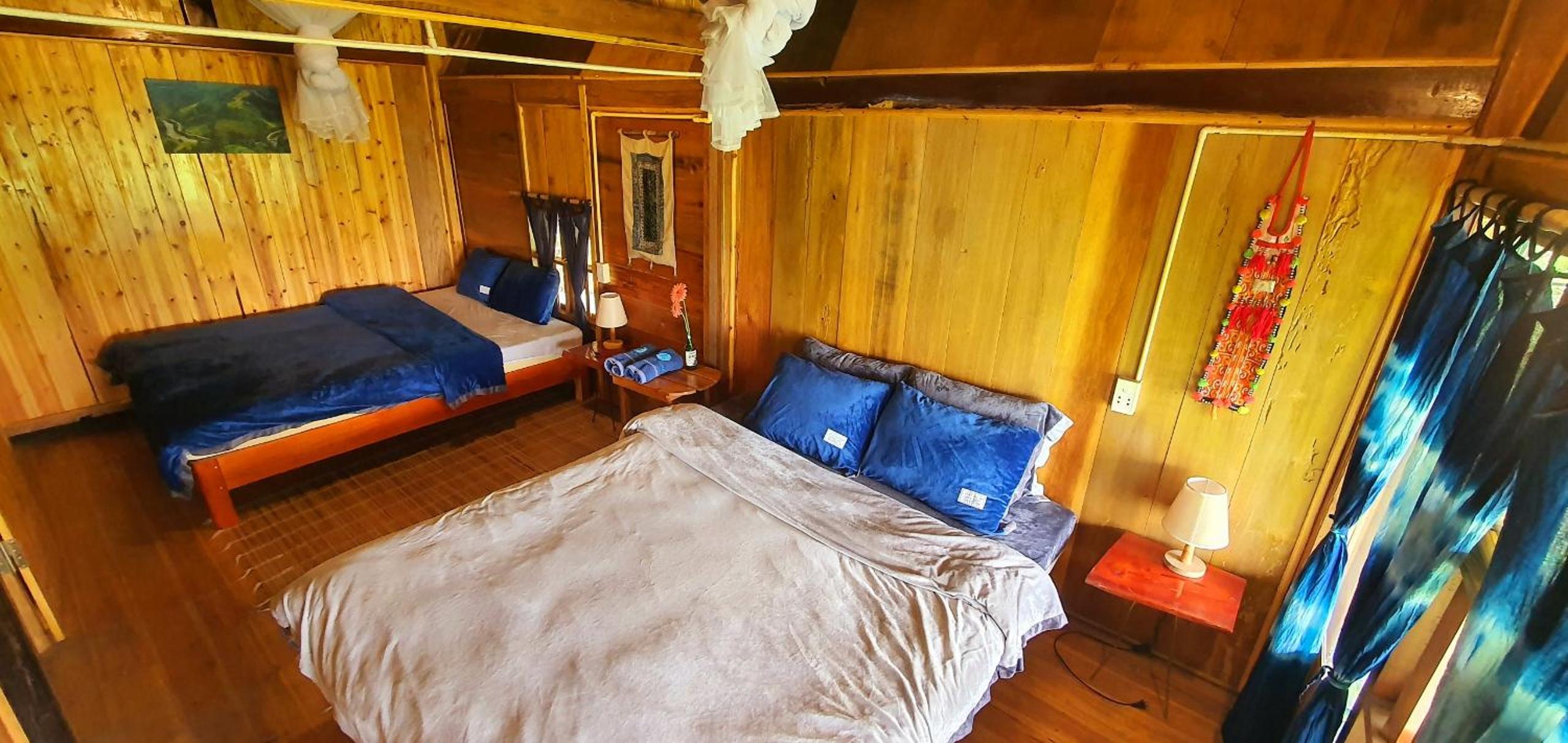 Family Room with Mountain View photo 2
