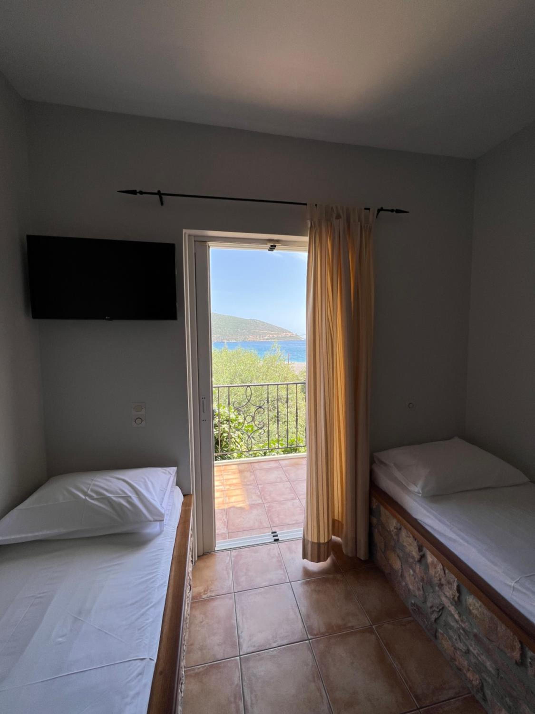 Apartment with Sea View photo 2