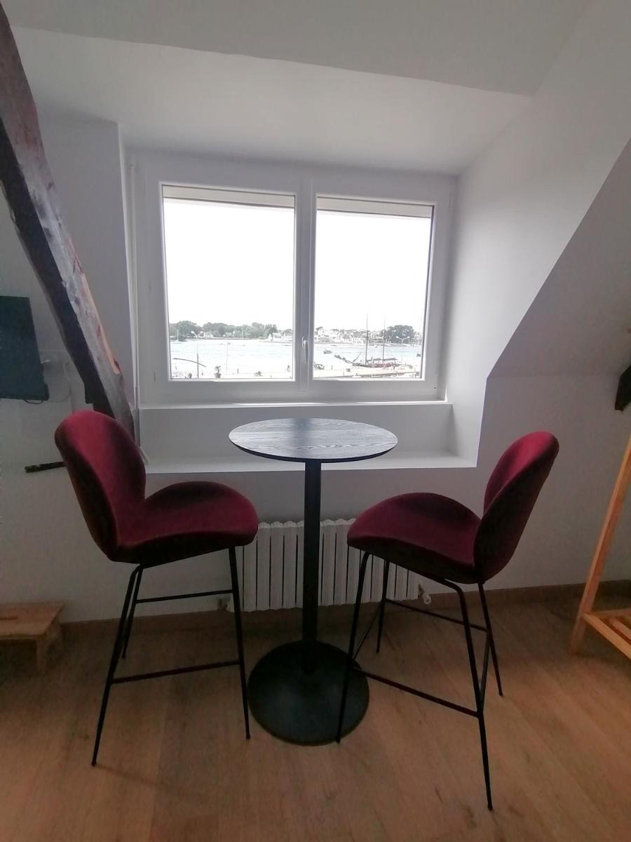 Family Room with Sea View photo 3