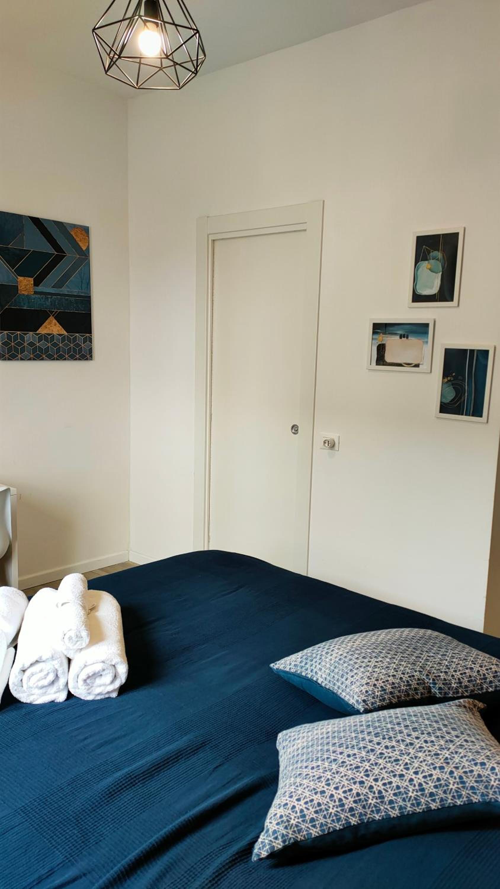 Double Room with Private Bathroom photo 2