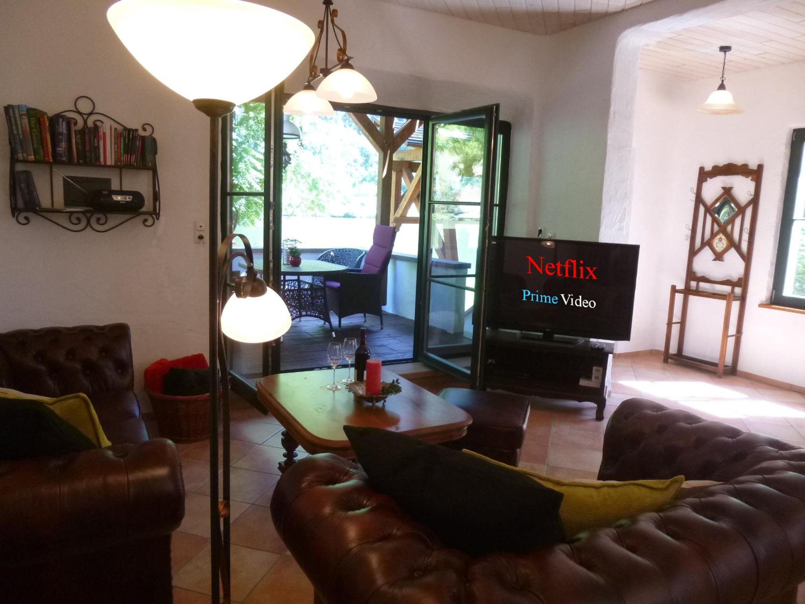 One-Bedroom Apartment photo 2