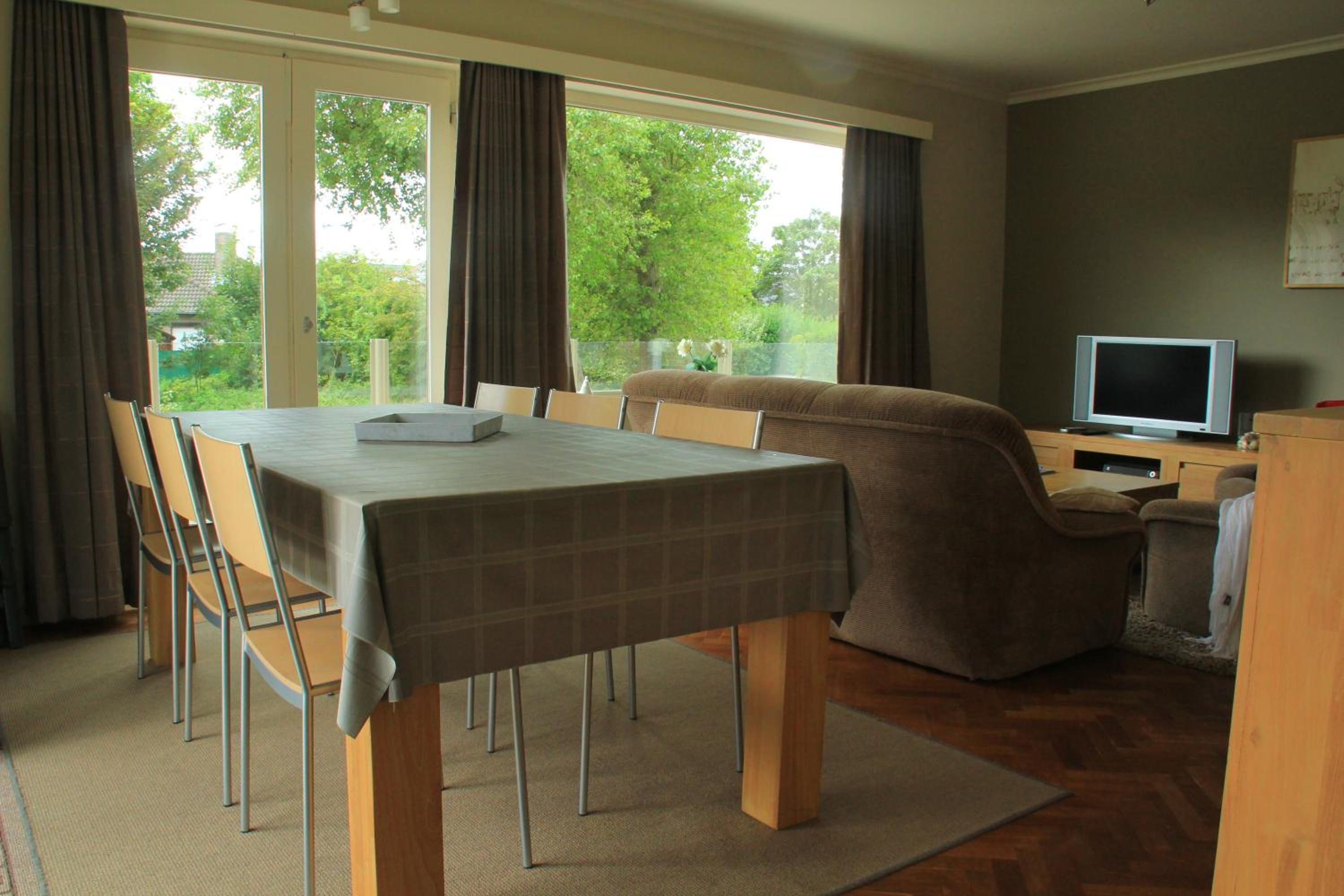 Two-Bedroom Apartment with Terrace photo 3