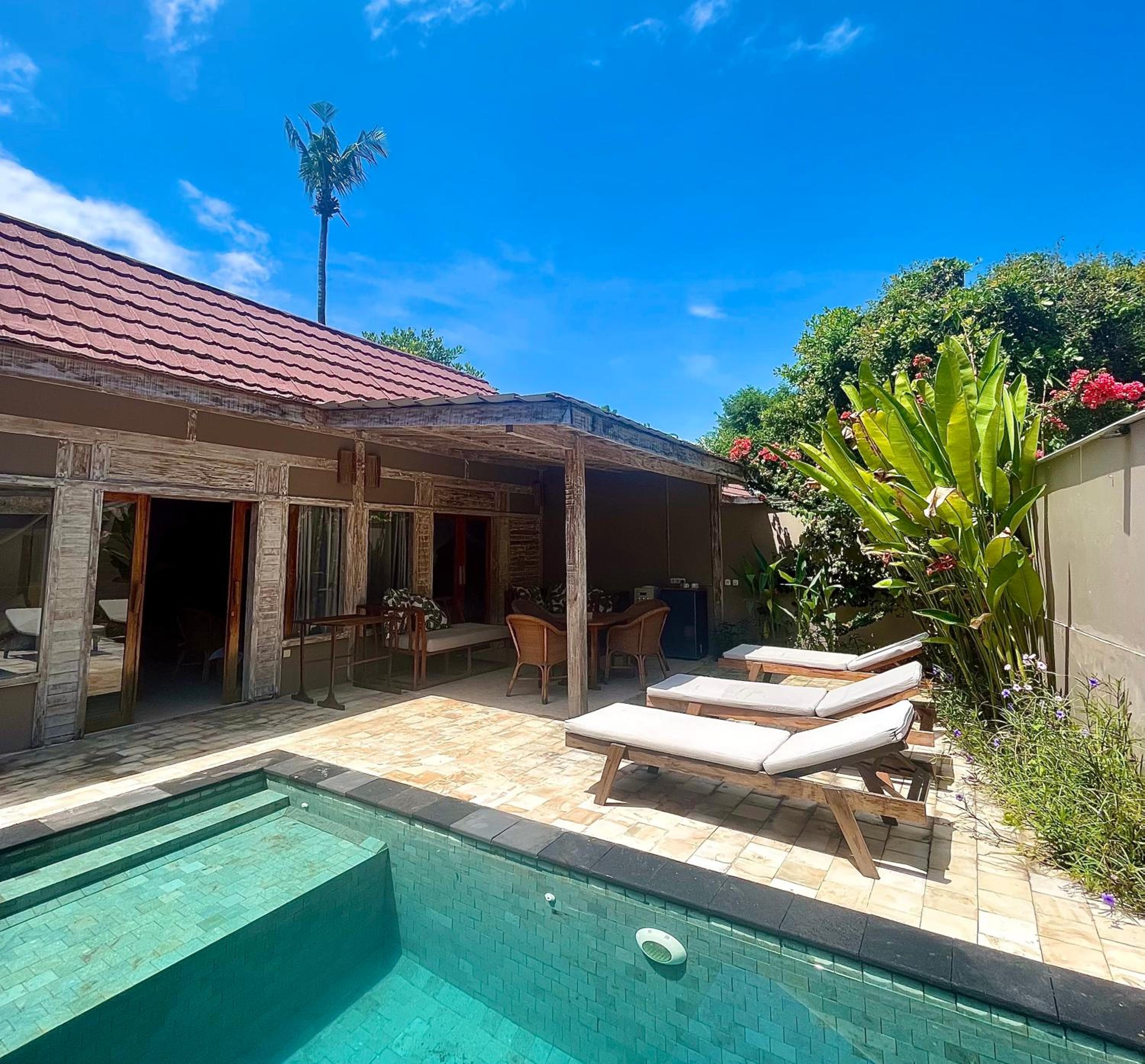Two-Bedroom Villa - Photo 4