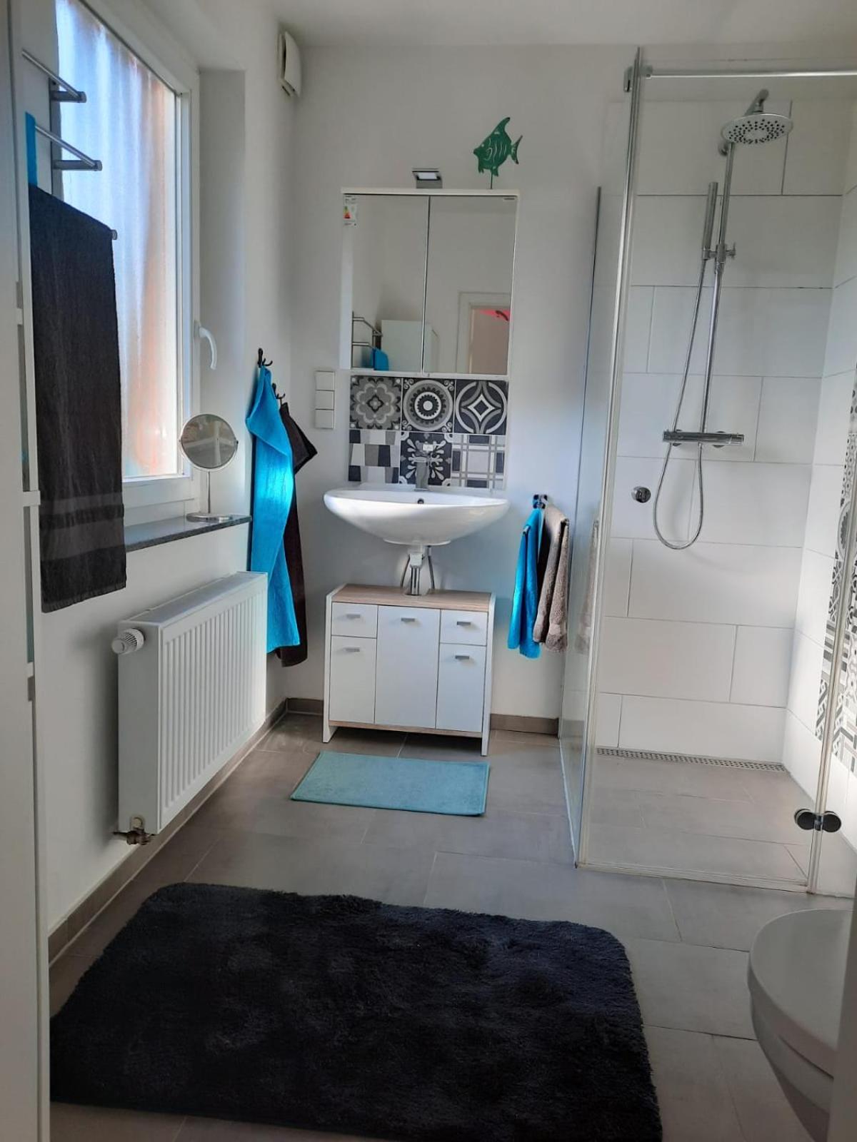 Three-Bedroom House photo 2