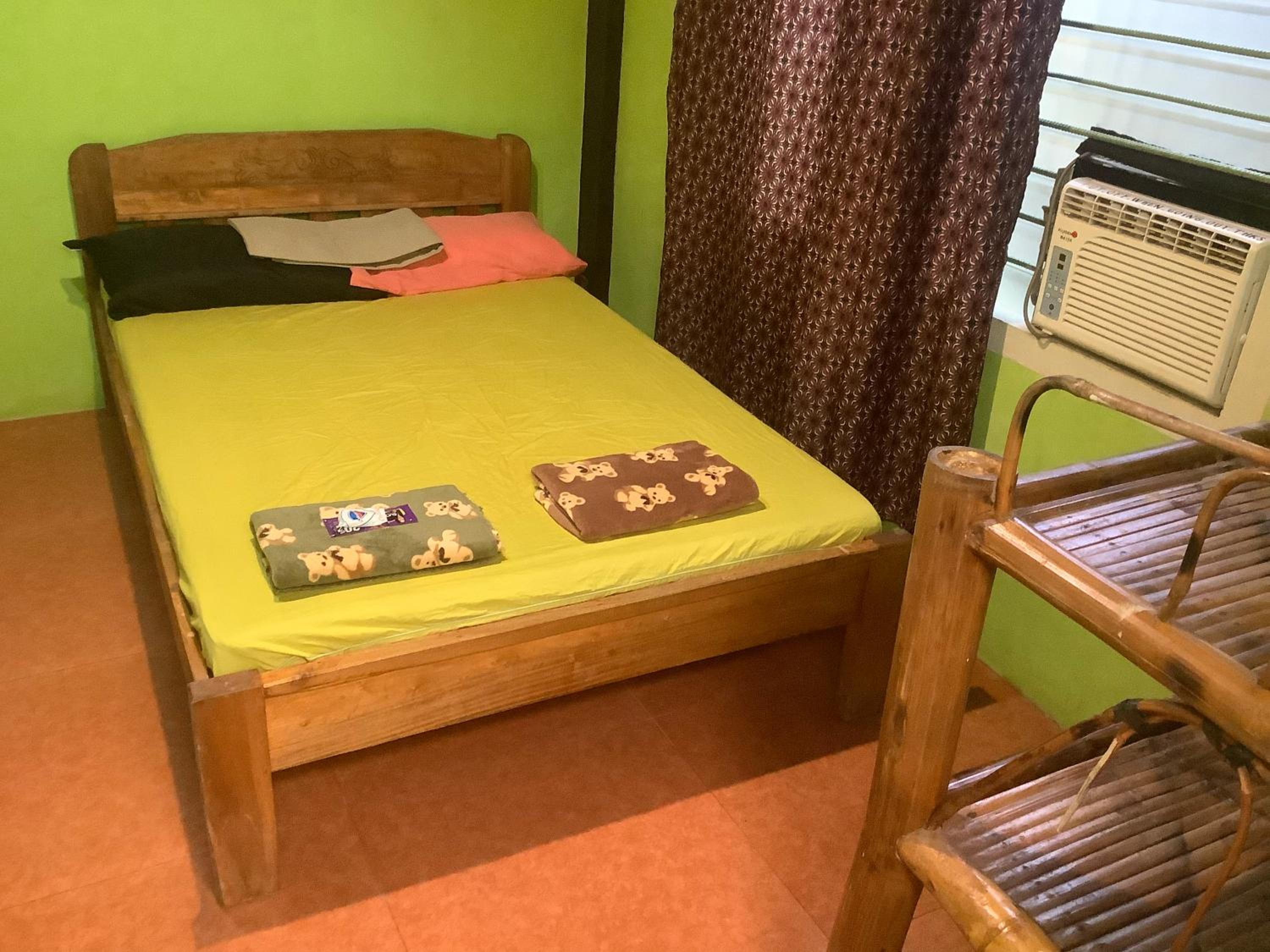 Double Room with Private Bathroom - Photo 2