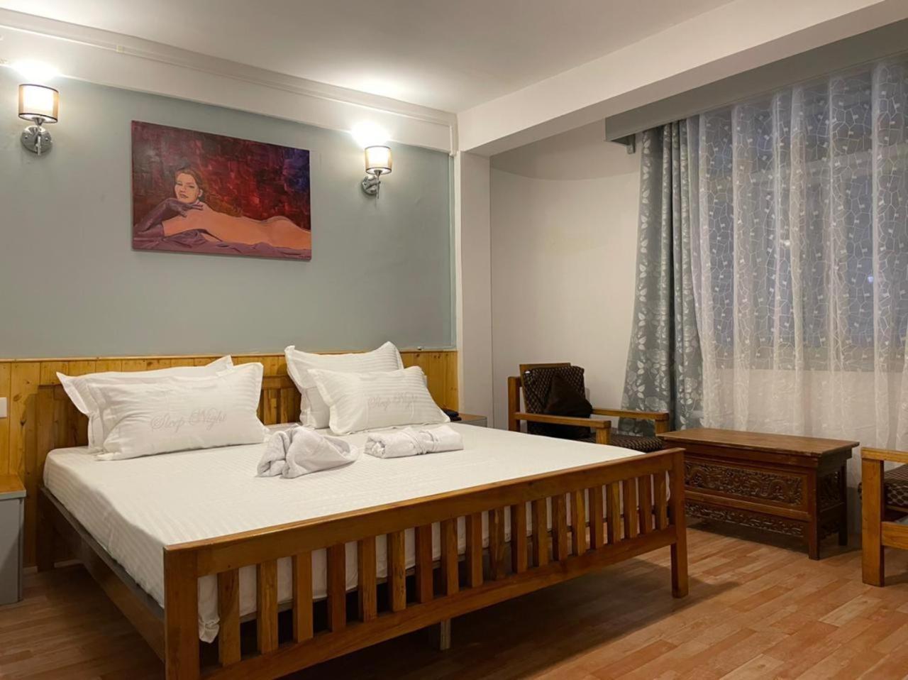Deluxe Double Room - Photo 3