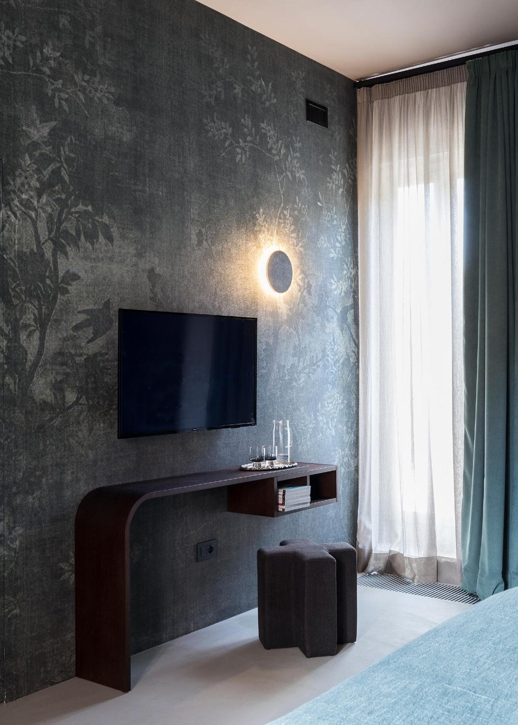 King Room with Balcony photo 3