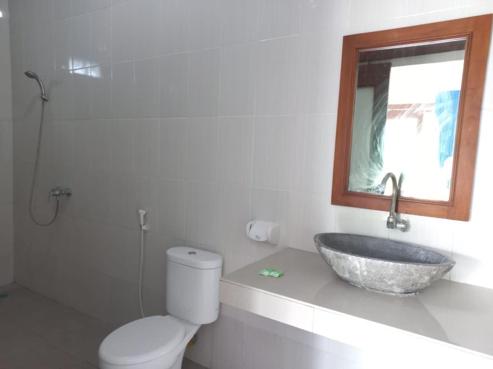 Standard Twin Room with Garden View photo 2