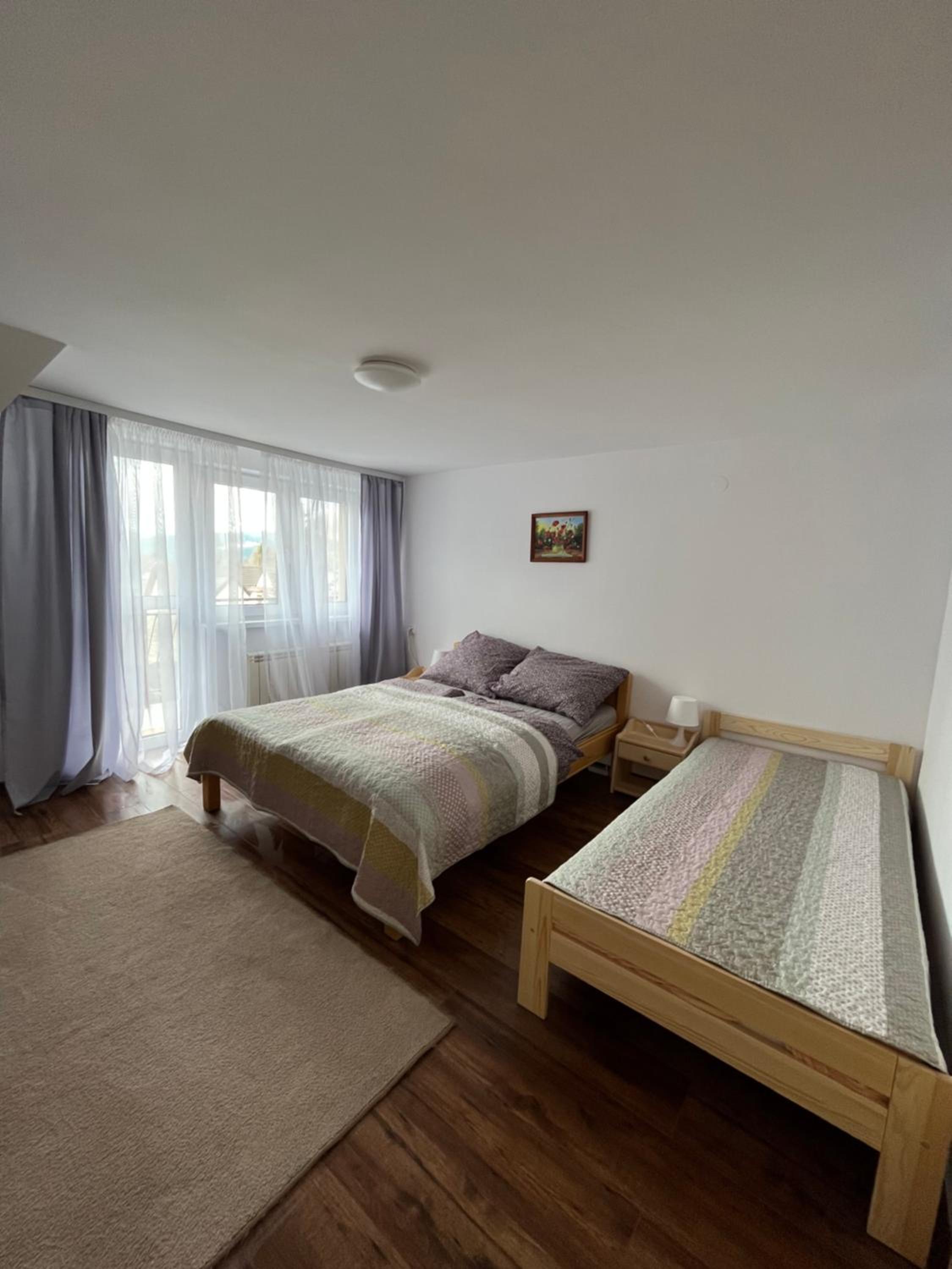 Double Room with Shared Bathroom photo 3