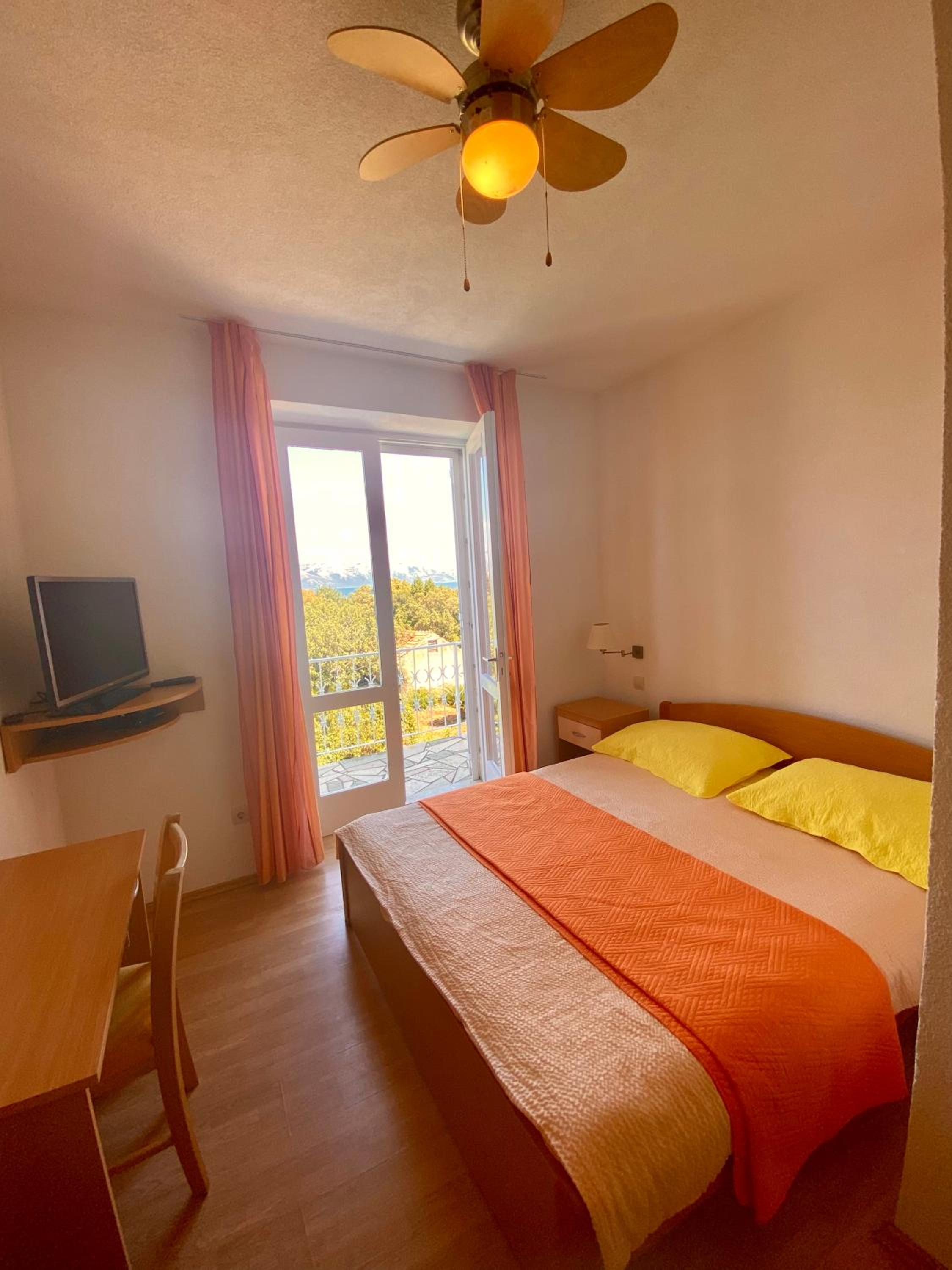 Double Room with Balcony and Sea View