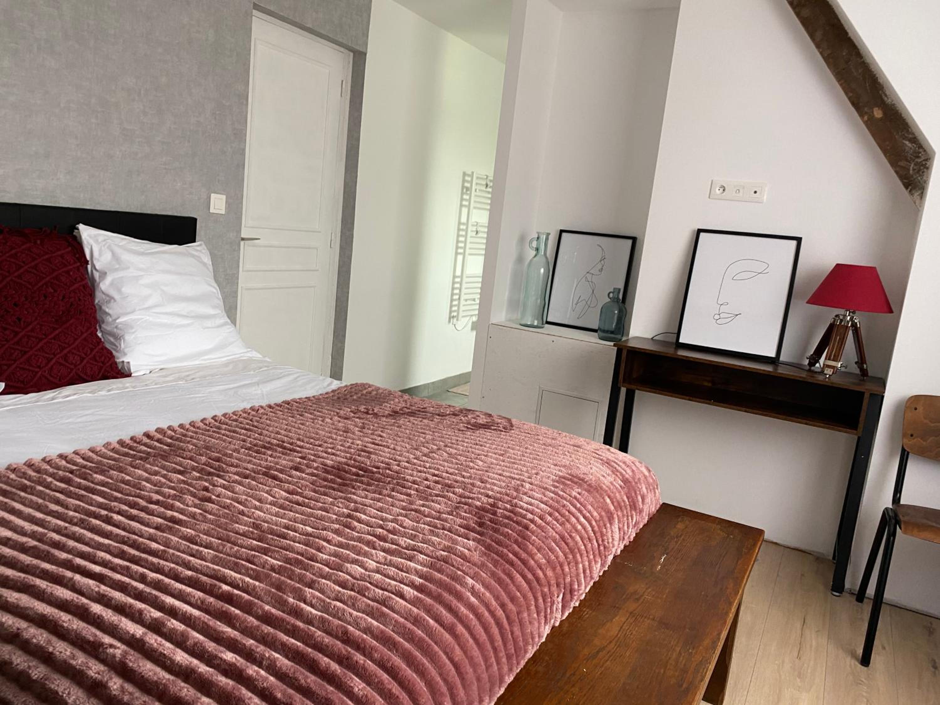 Double Room - Photo 1
