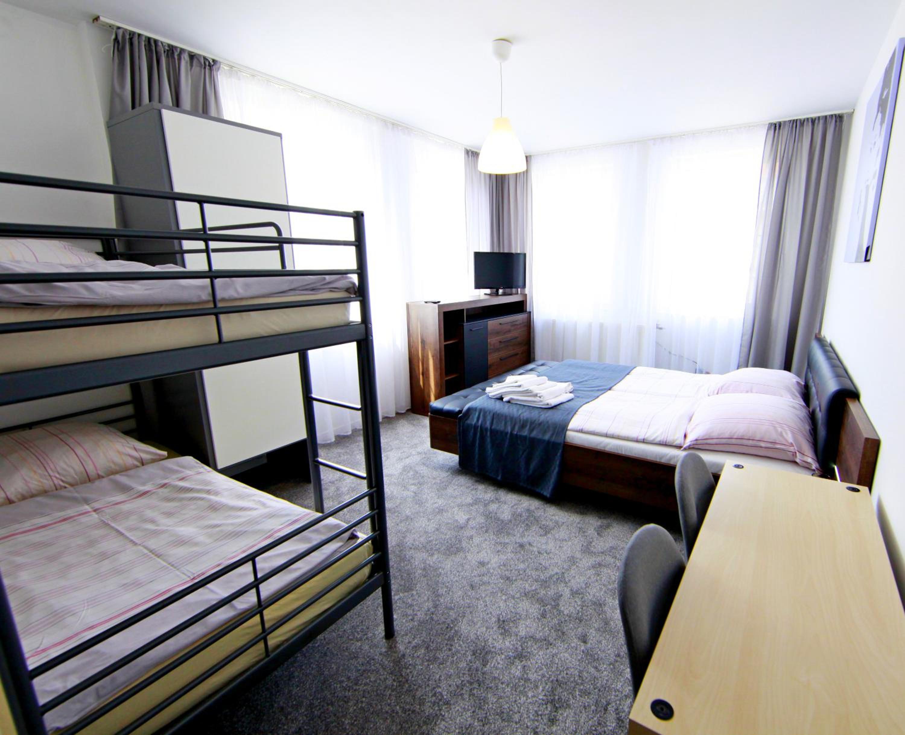 Classic Quadruple Room photo 3