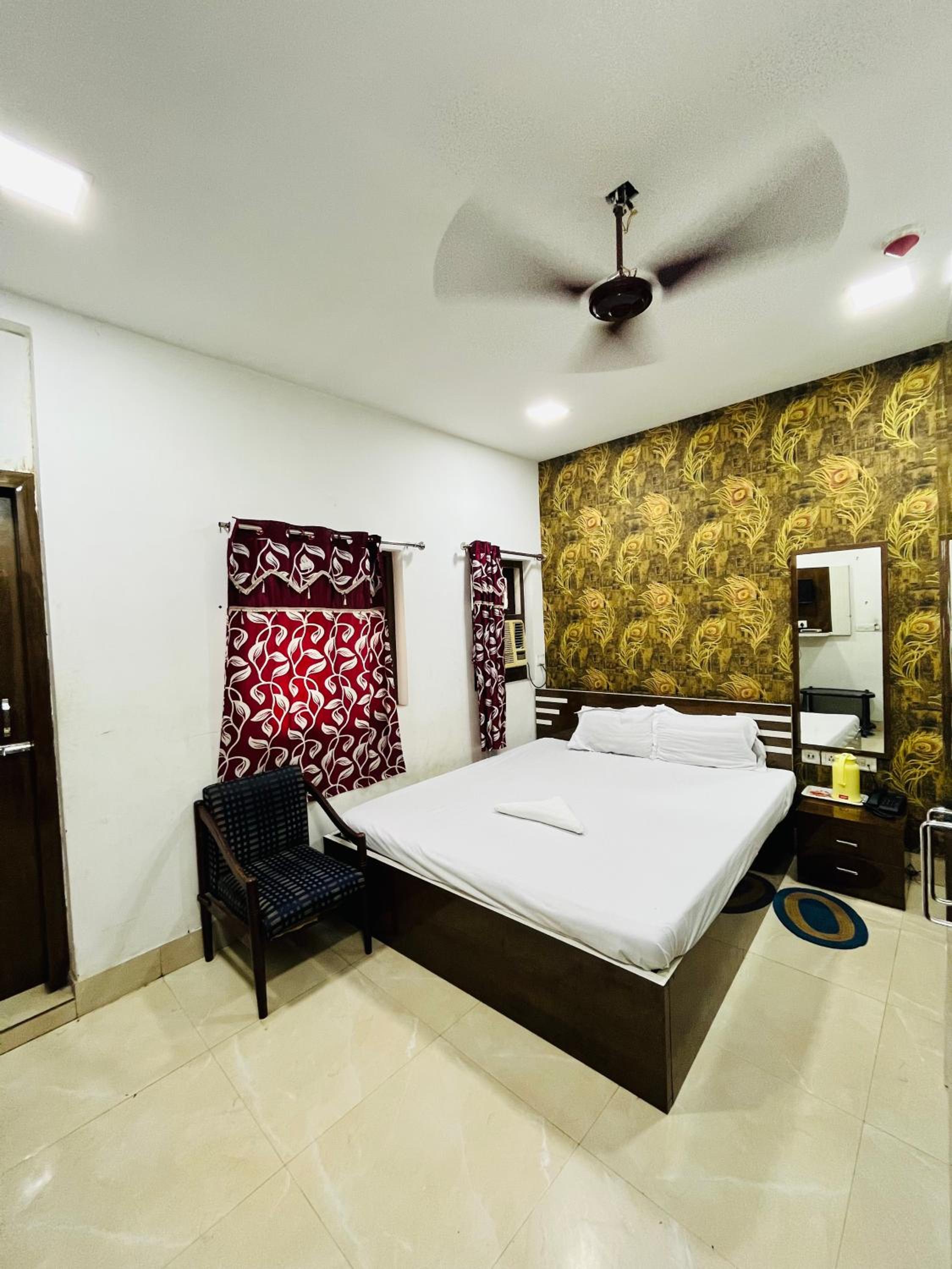 Deluxe Double Room - Photo 19