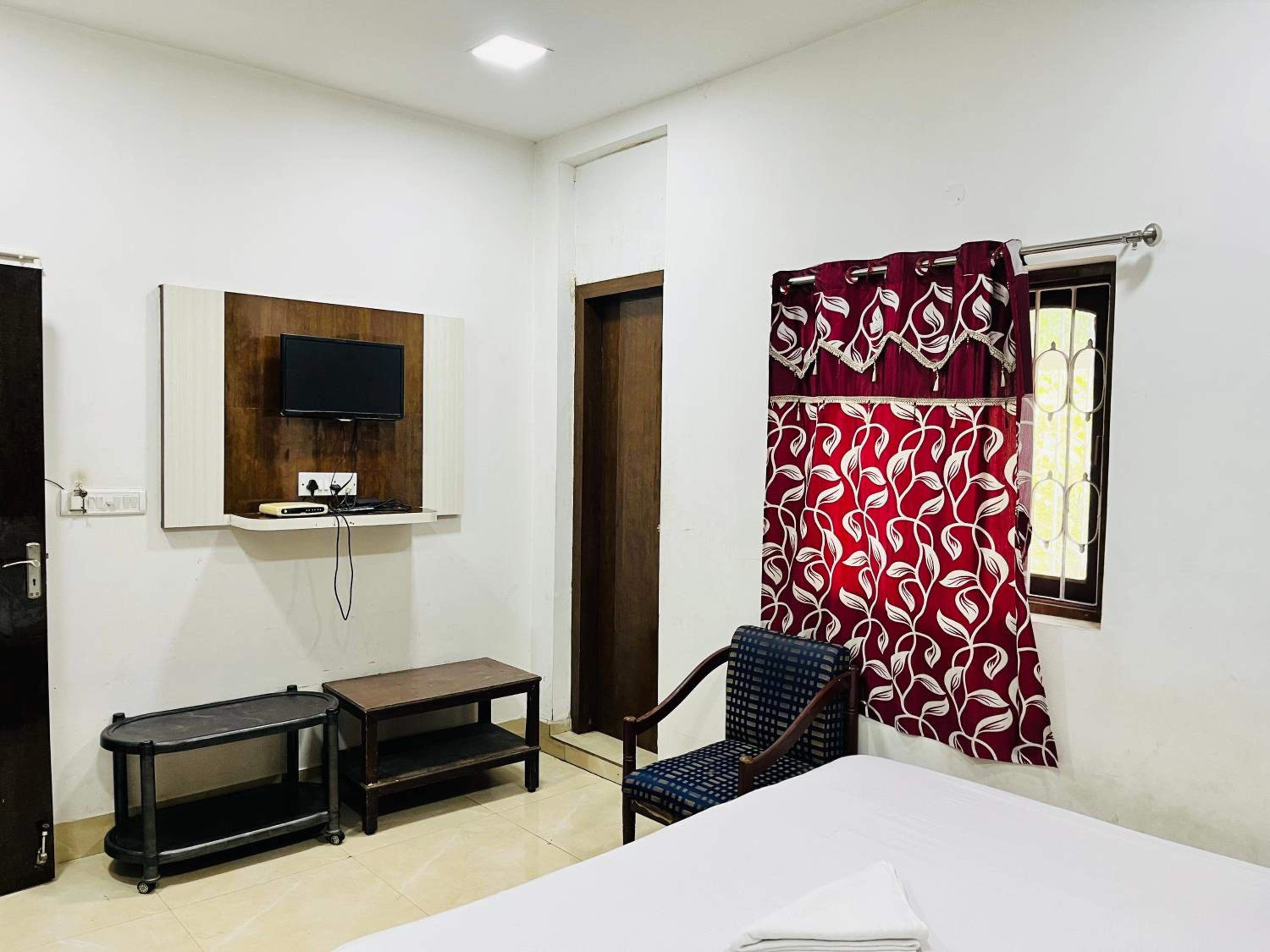 Basic Triple Room - Photo 2