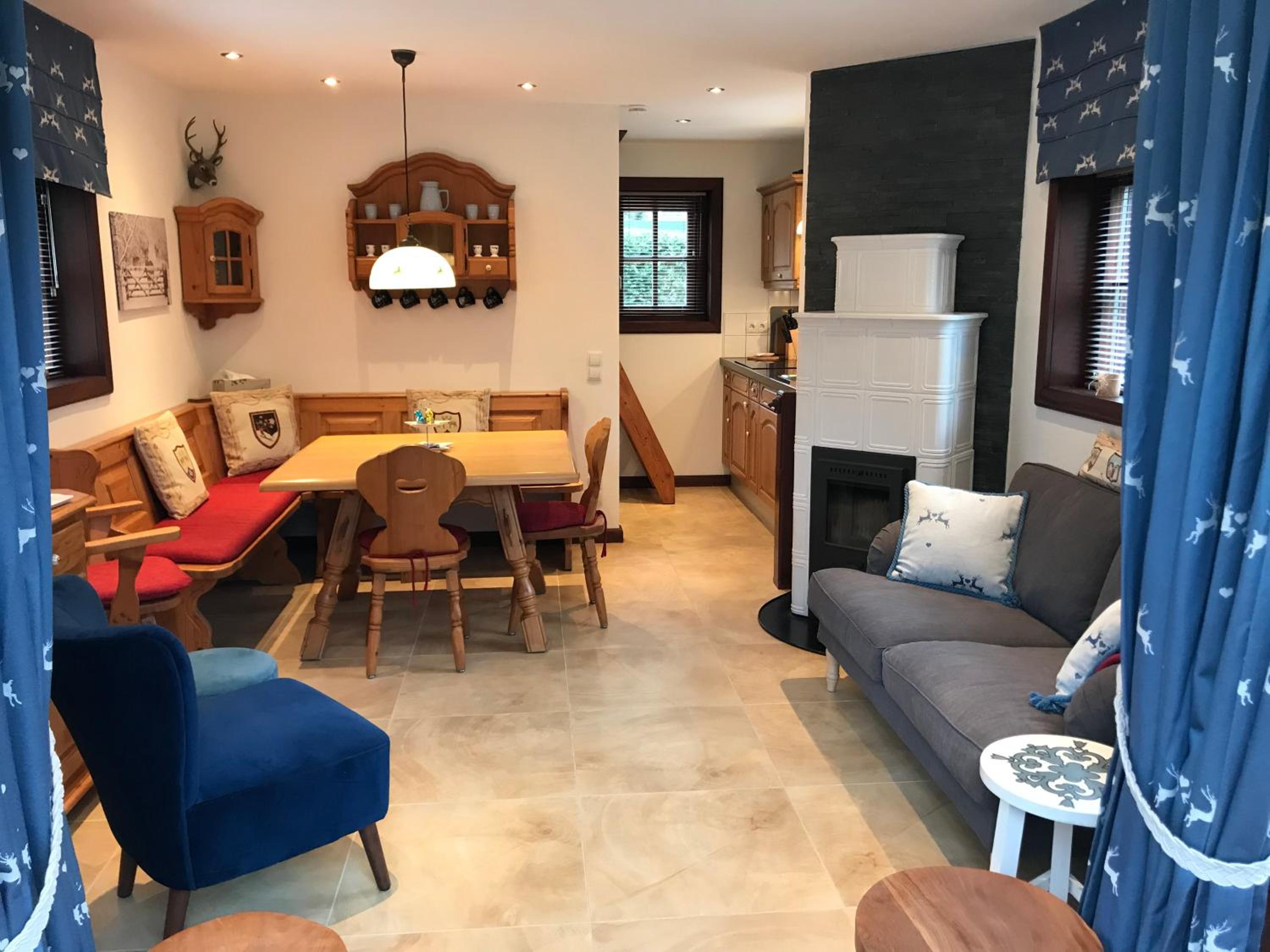 Two-Bedroom House - Photo 11