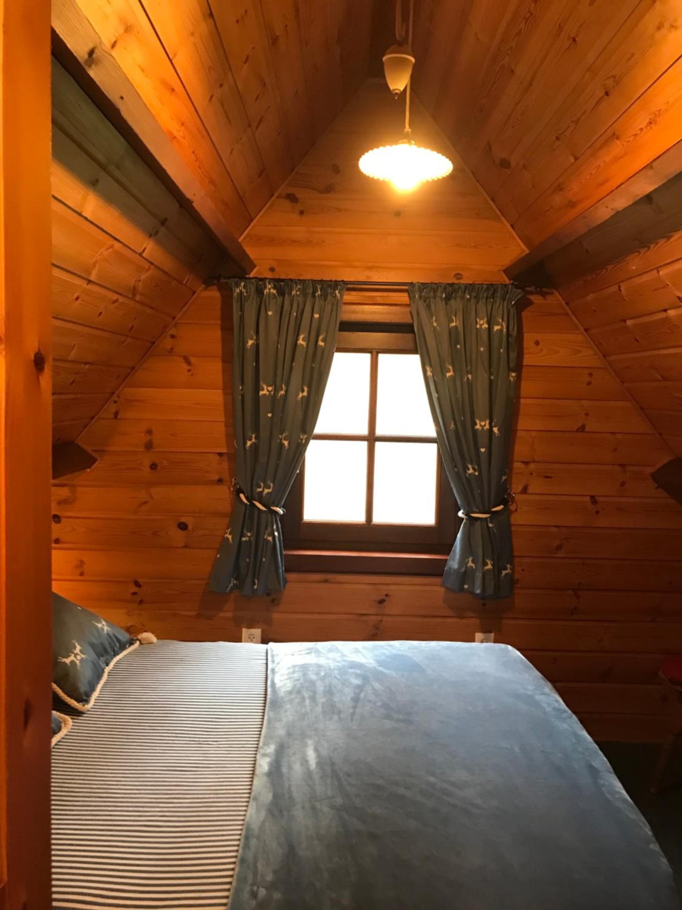Two-Bedroom House - Photo 9
