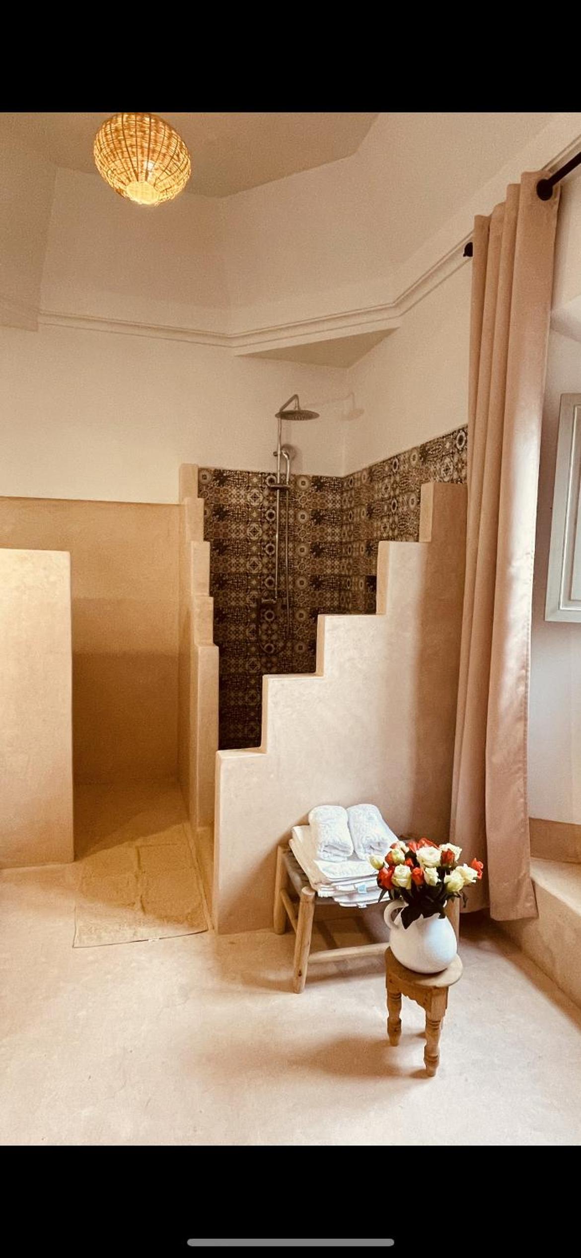 Triple Room with Private Bathroom - Photo 4
