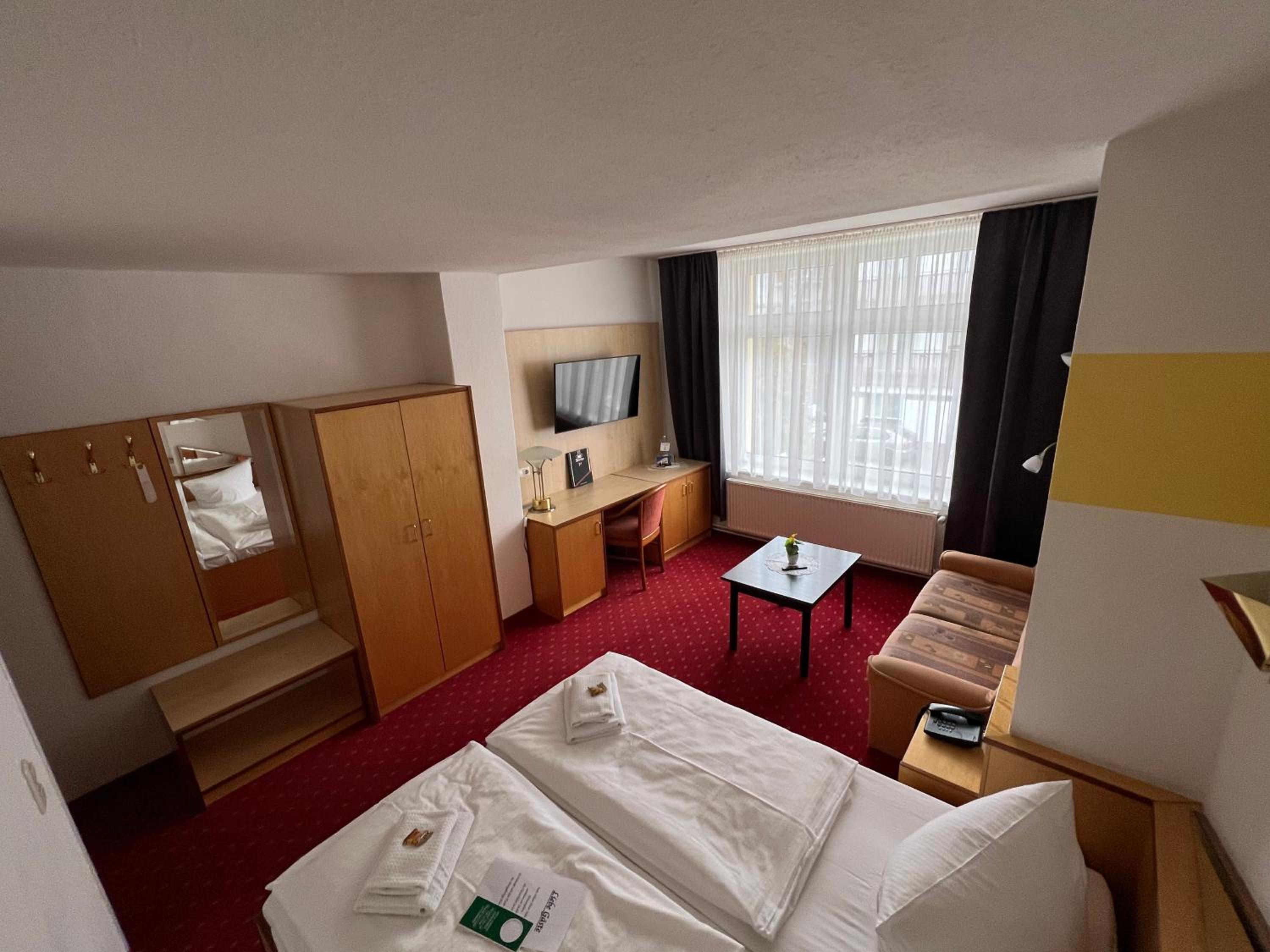 Double Room with Sofa Bed photo 2